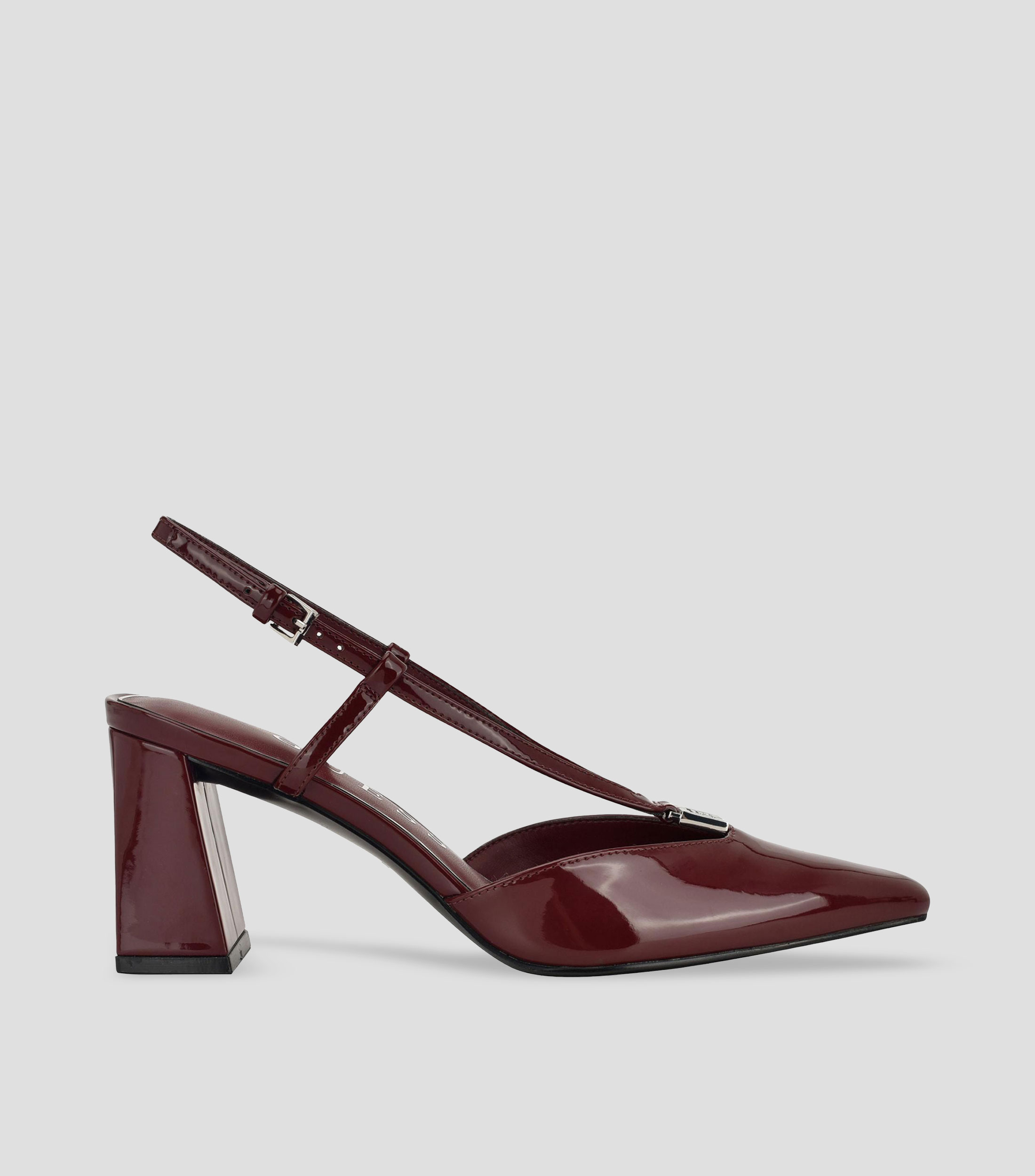 Zapatillas con tacón alto cuadrado Mujer