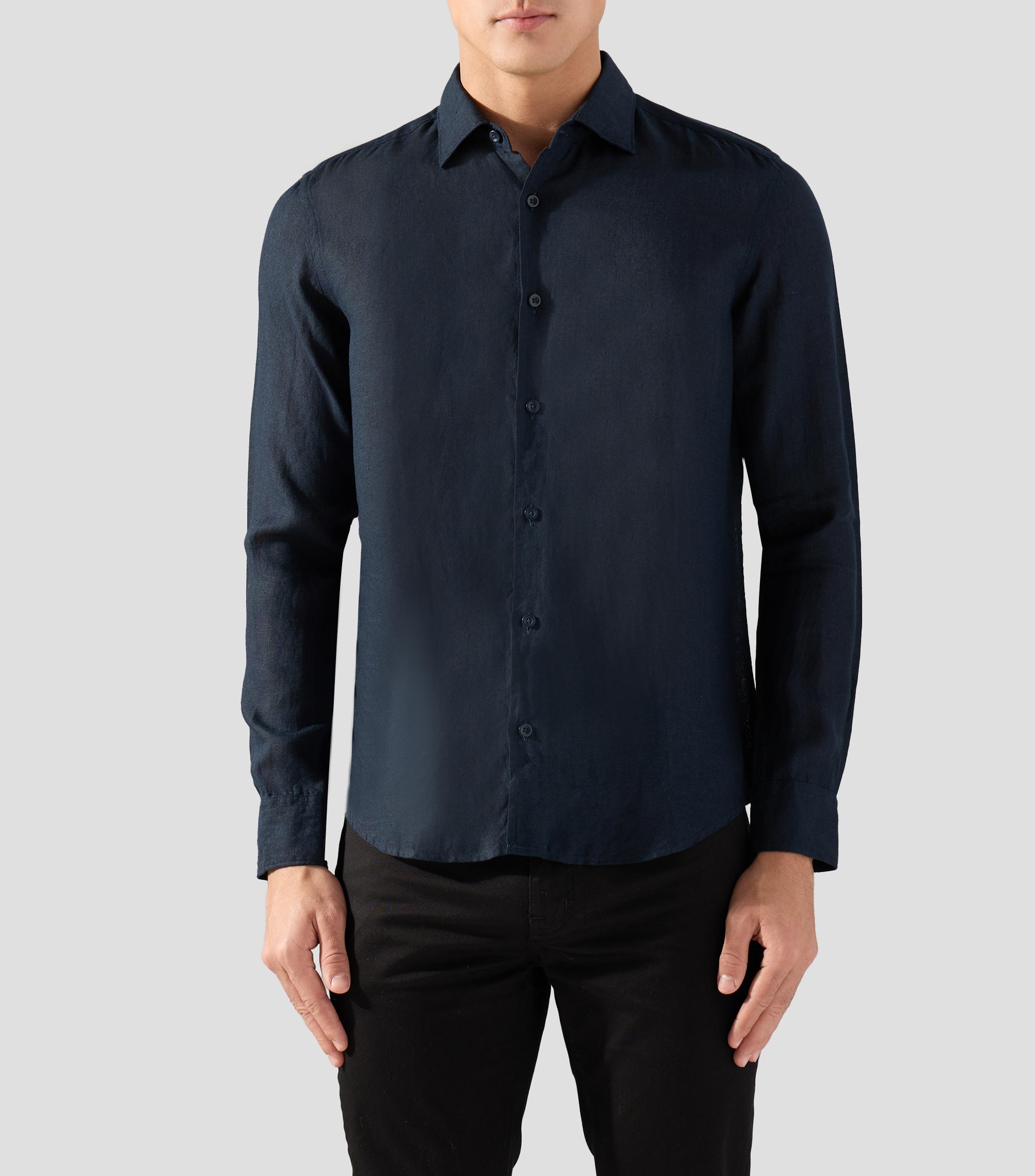 Camisa lisa en lino con manga larga Hombre