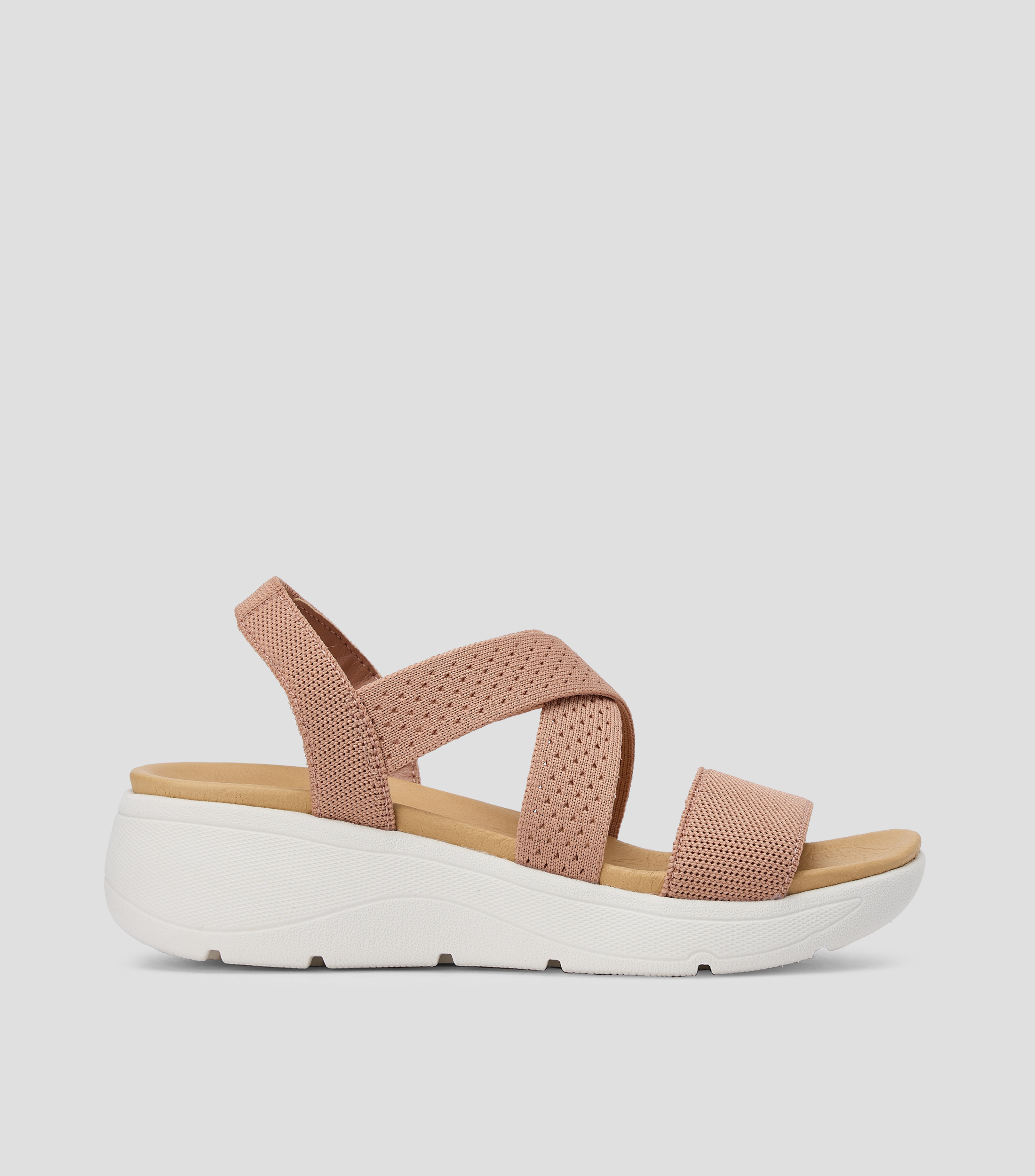 Sandalias con tacon bajo de cuna Nelida Mujer