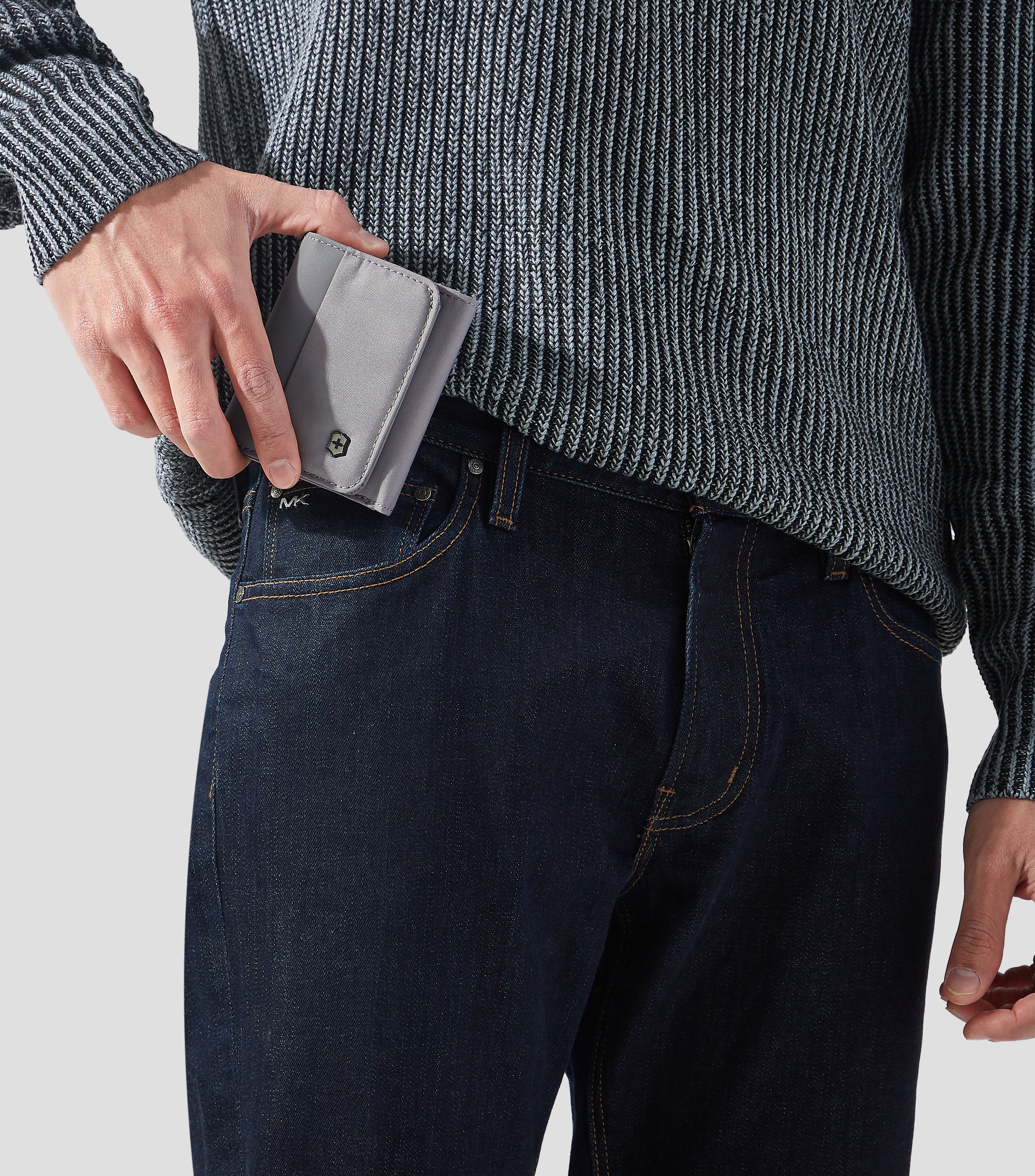 Cartera trifold gris en textil Hombre