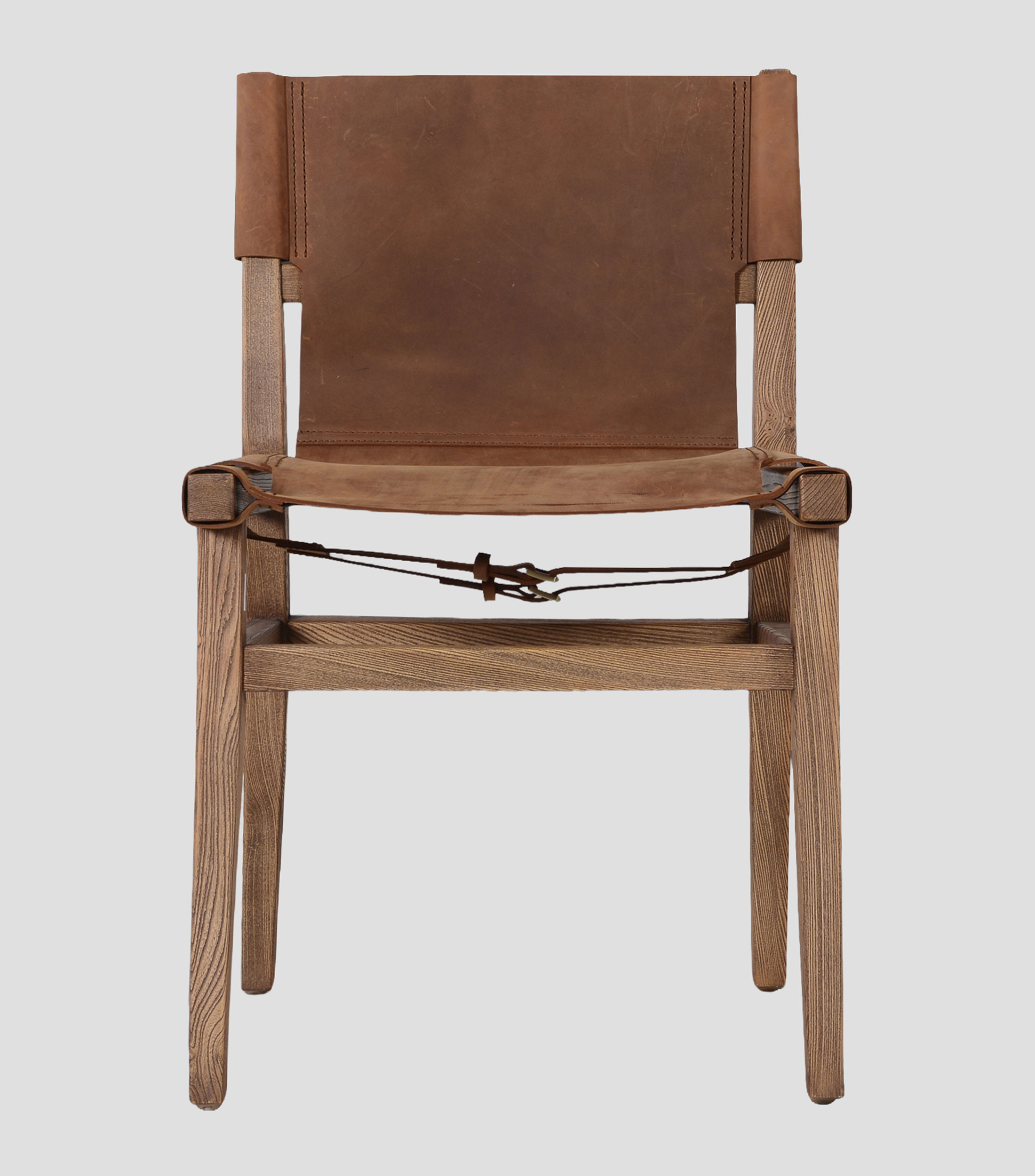 Silla para comedor Sanctum en cuero café