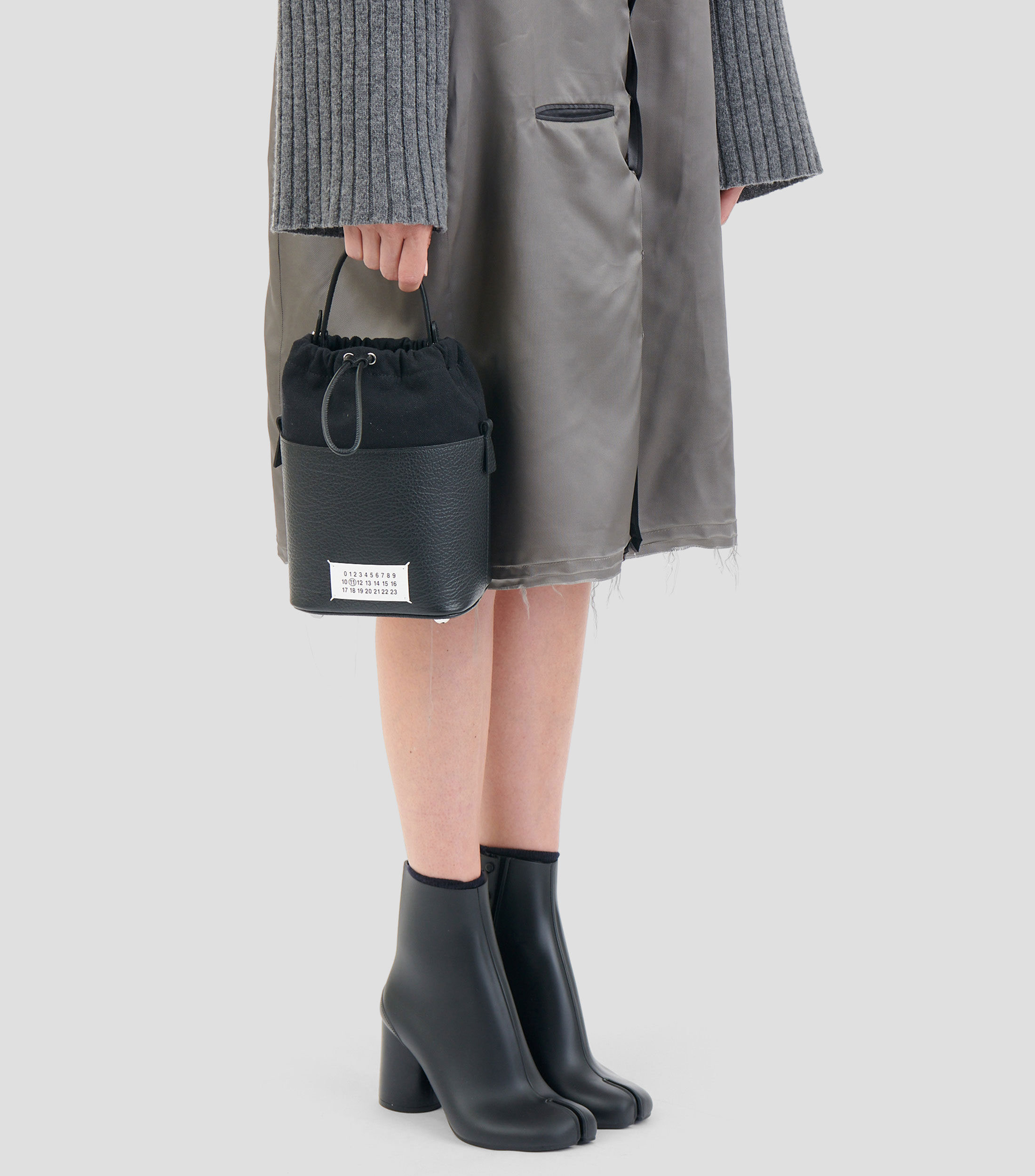 Bolsa bucket en piel 5AC Mujer