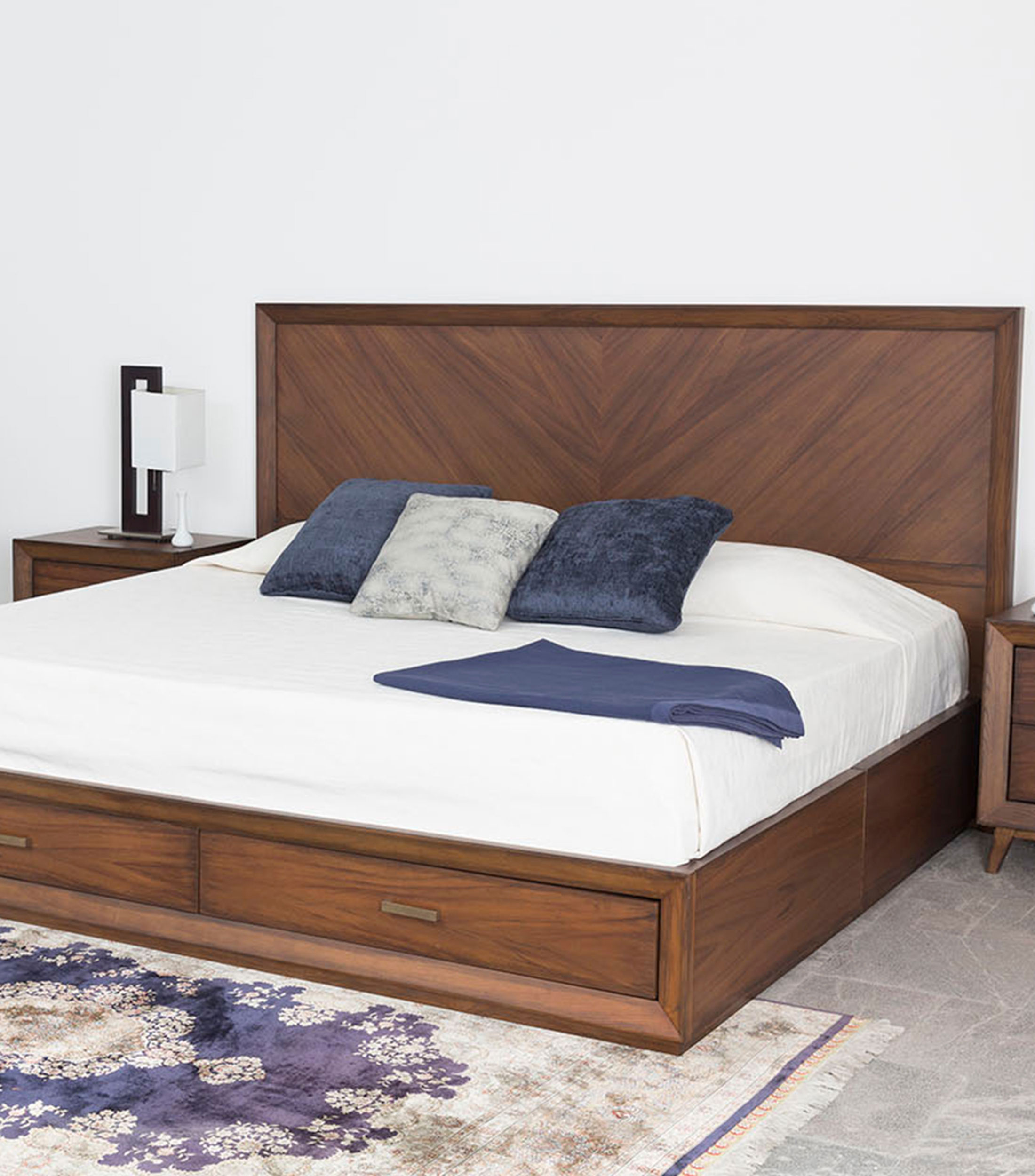 Cabecera QS Kairo en madera