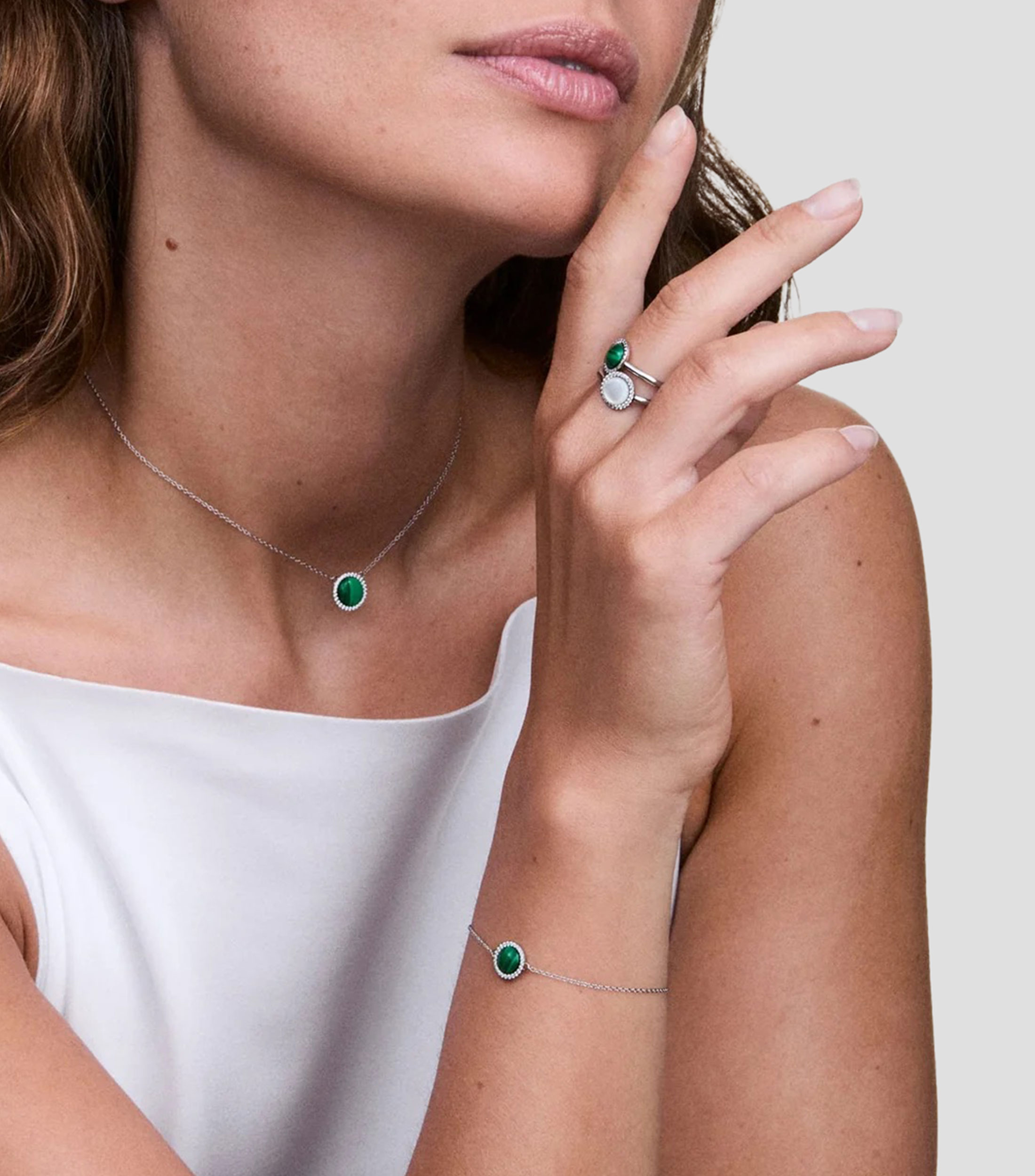 Anillo con piedra semipreciosa Mujer