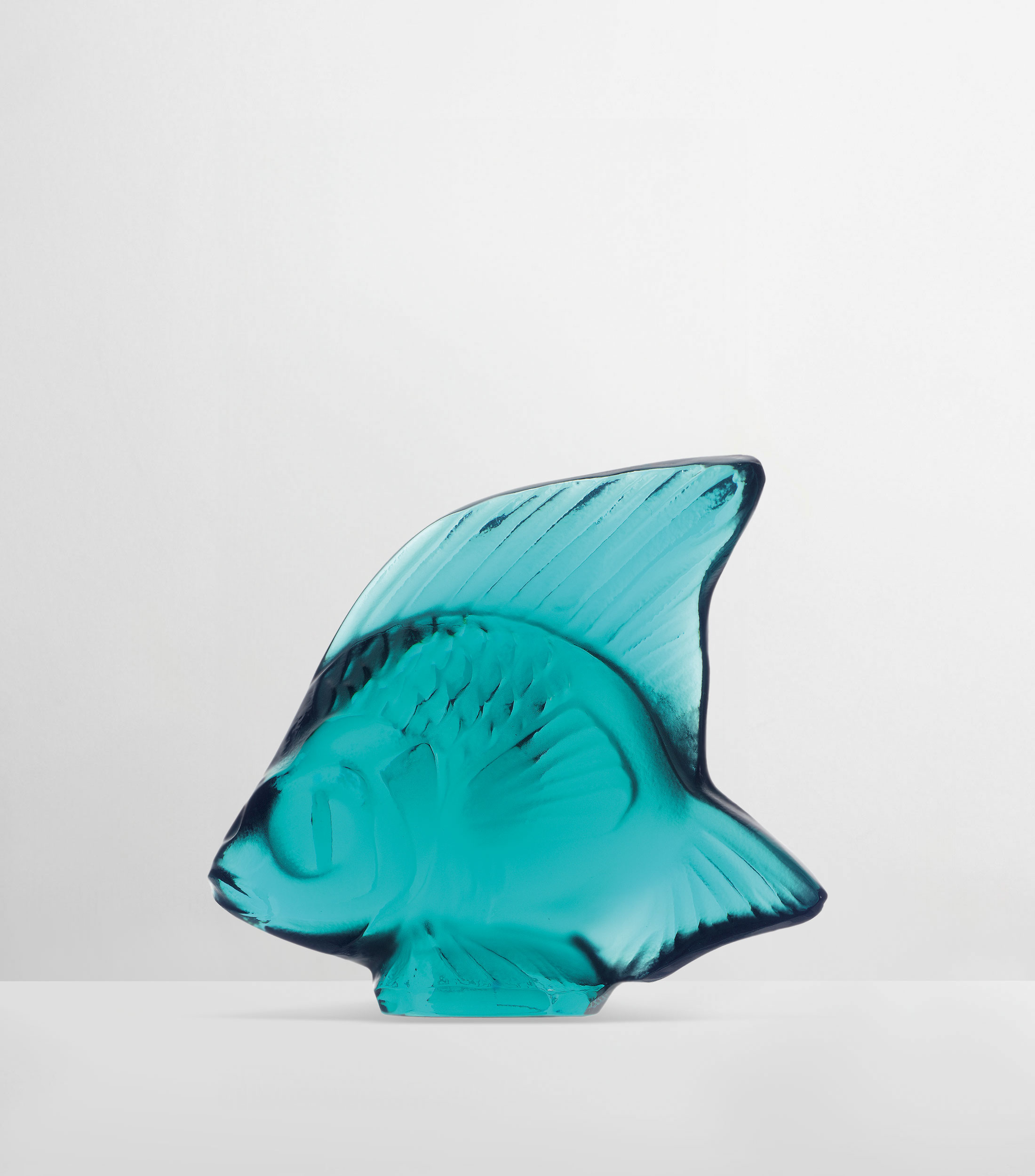 Escultura Pez azul turquesa pálido en cristal