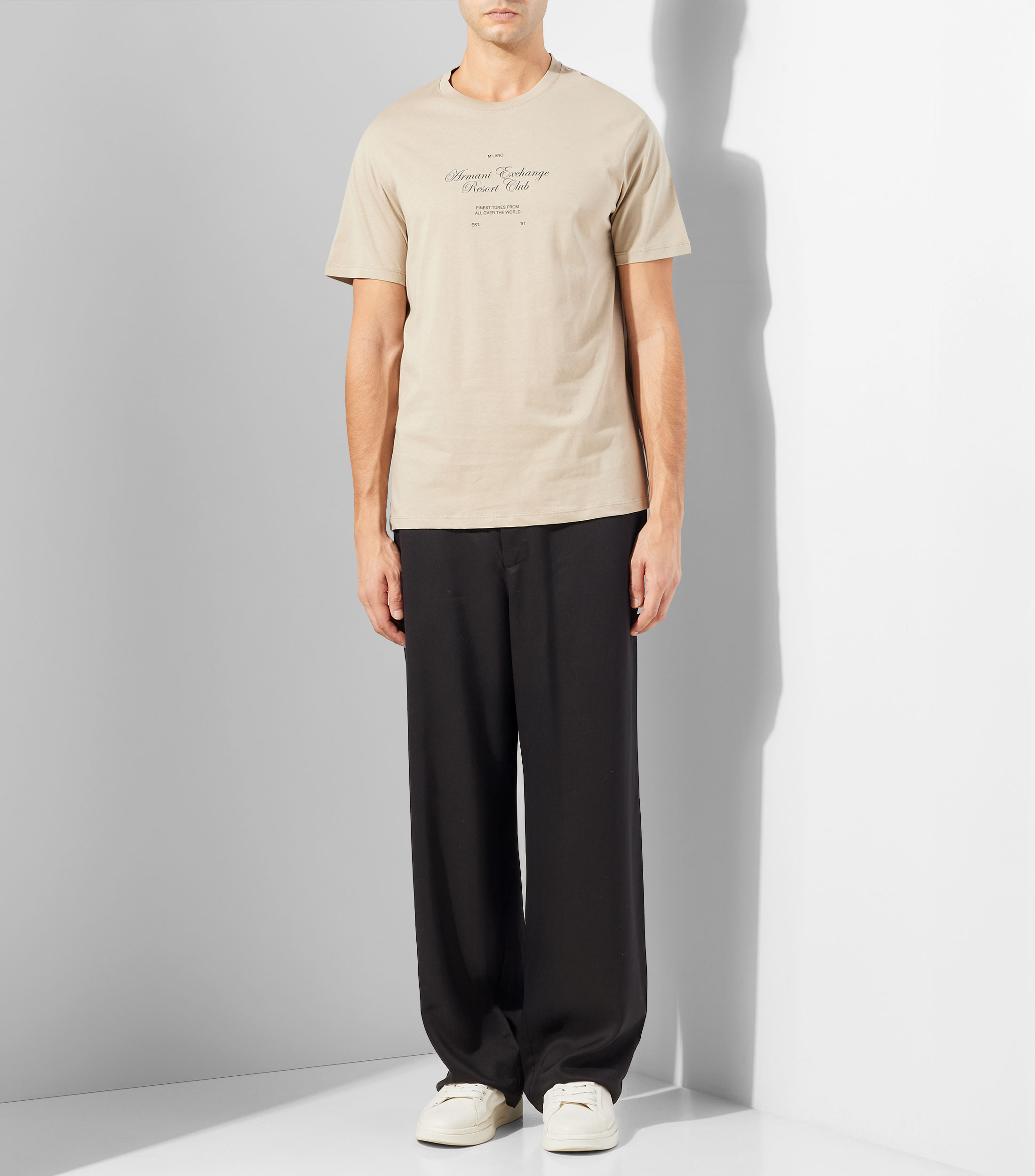 Playera cuello redondo manga corta estampada Hombre