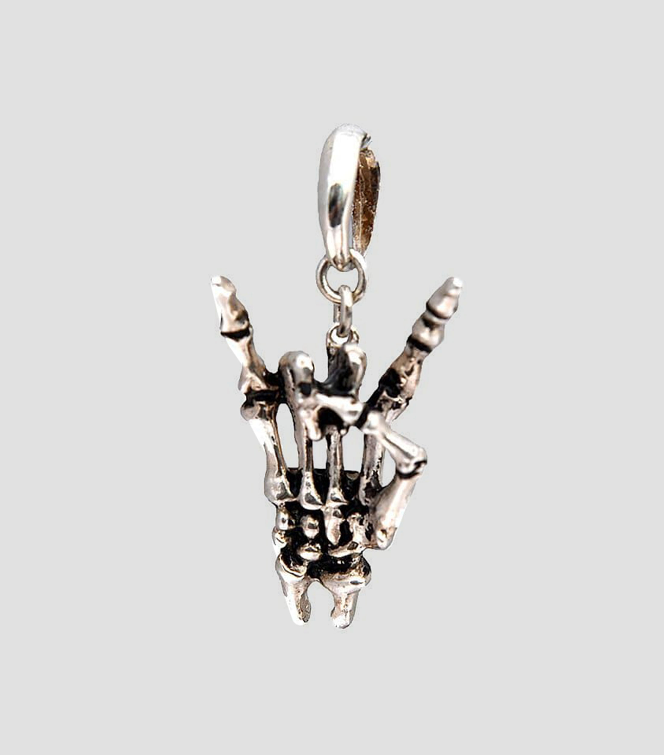 Dije Rock Skull Hand Unisex