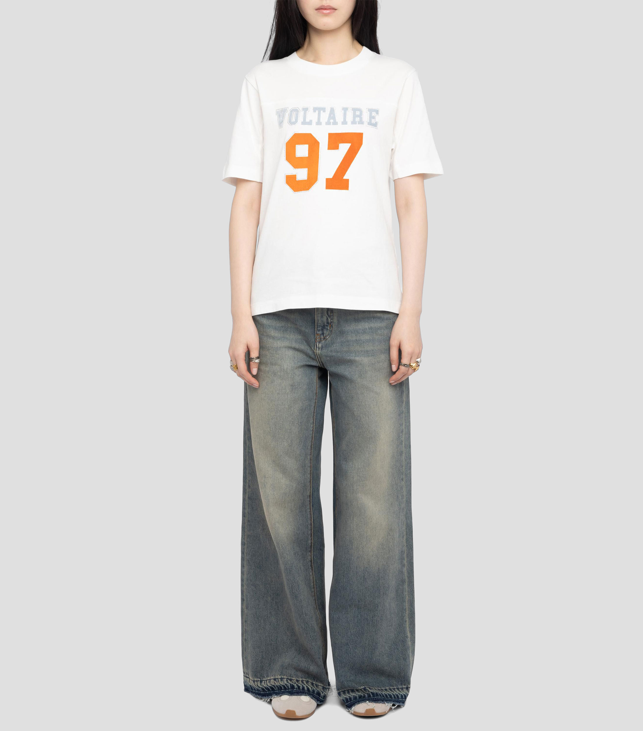 Playera cuello redondo manga corta estampada Mujer