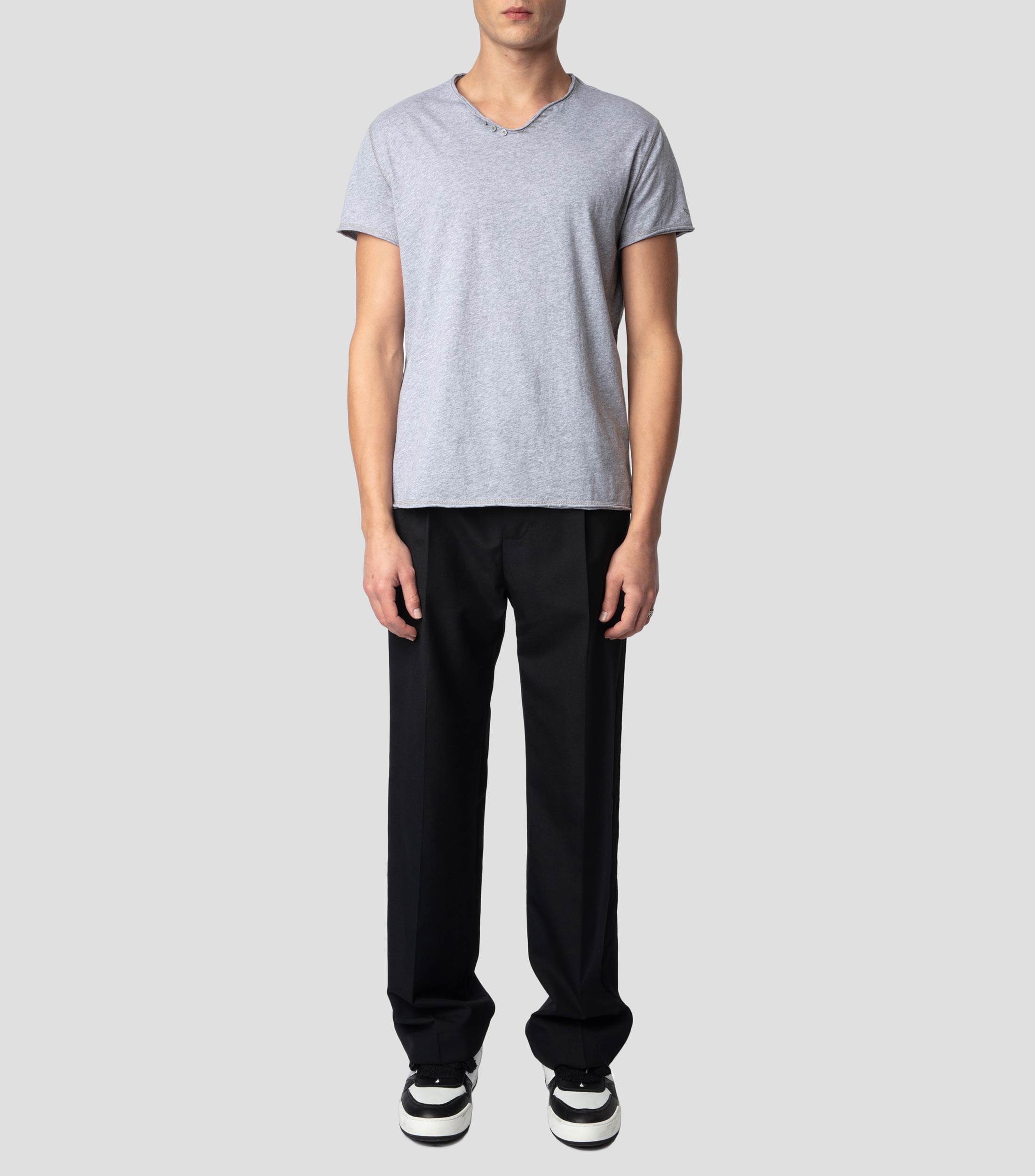 Playera cuello V manga corta Hombre