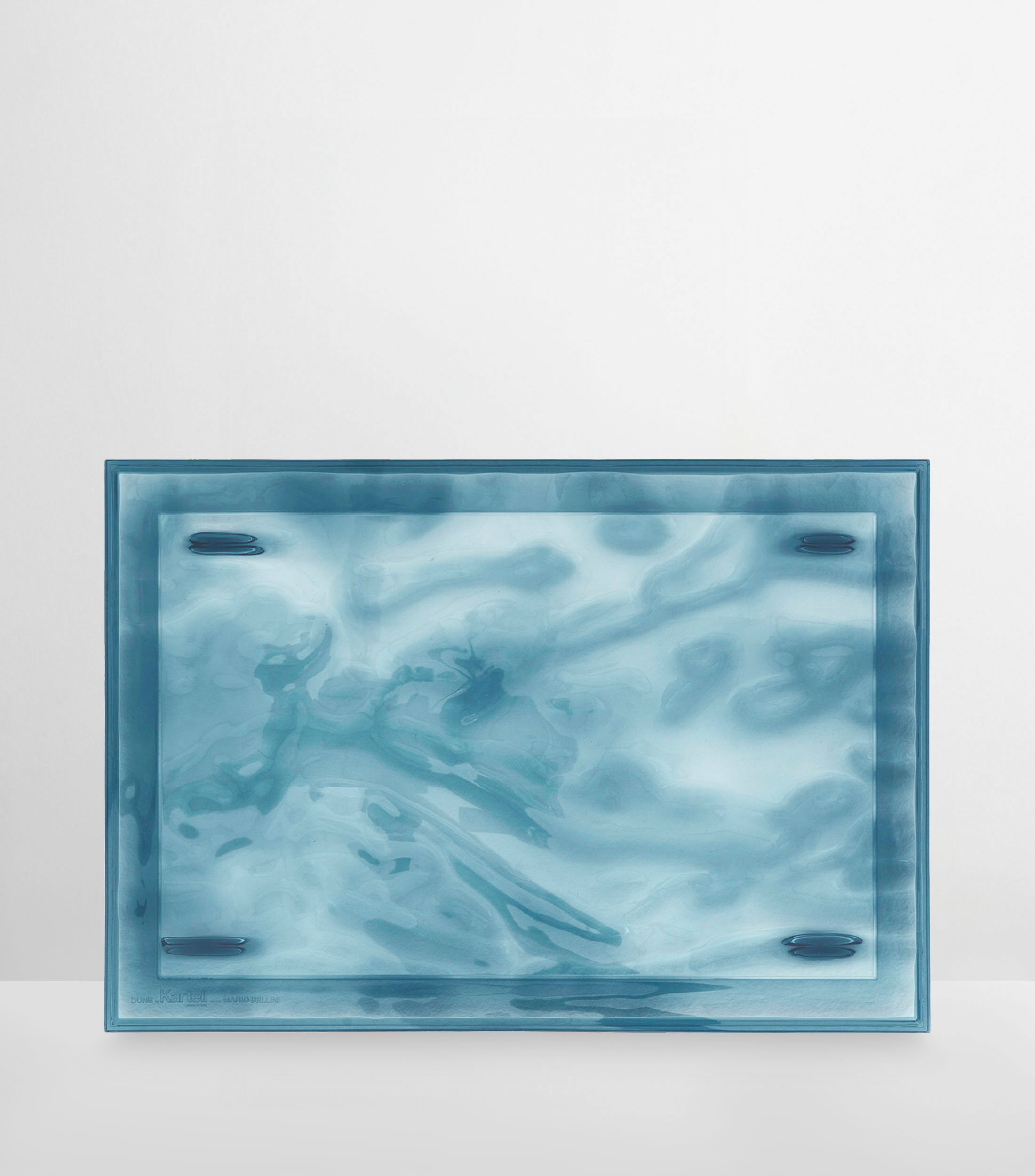 Charola decorativa Dune en vidrio acrílico azul