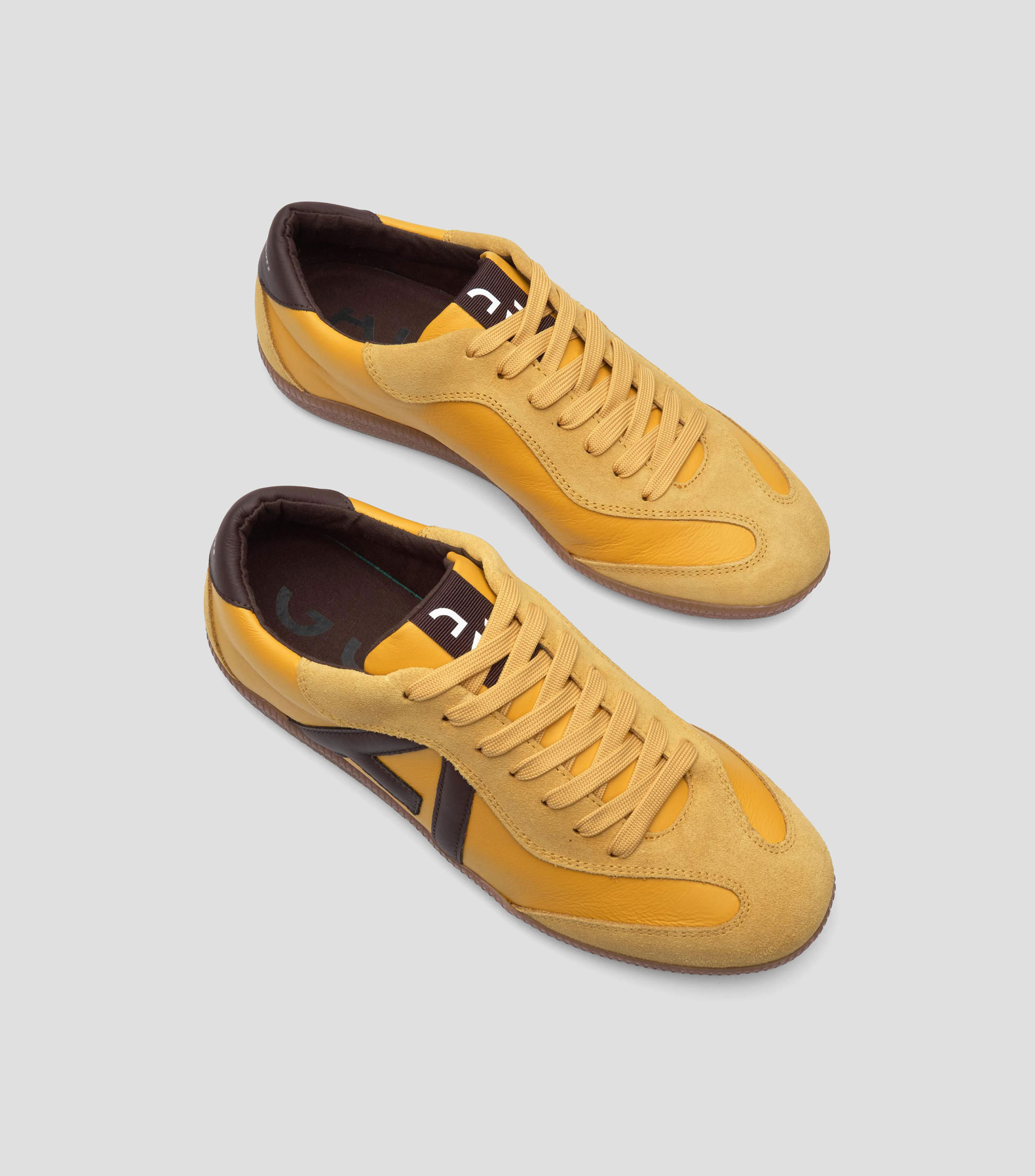 Tenis casuales en piel Mujer