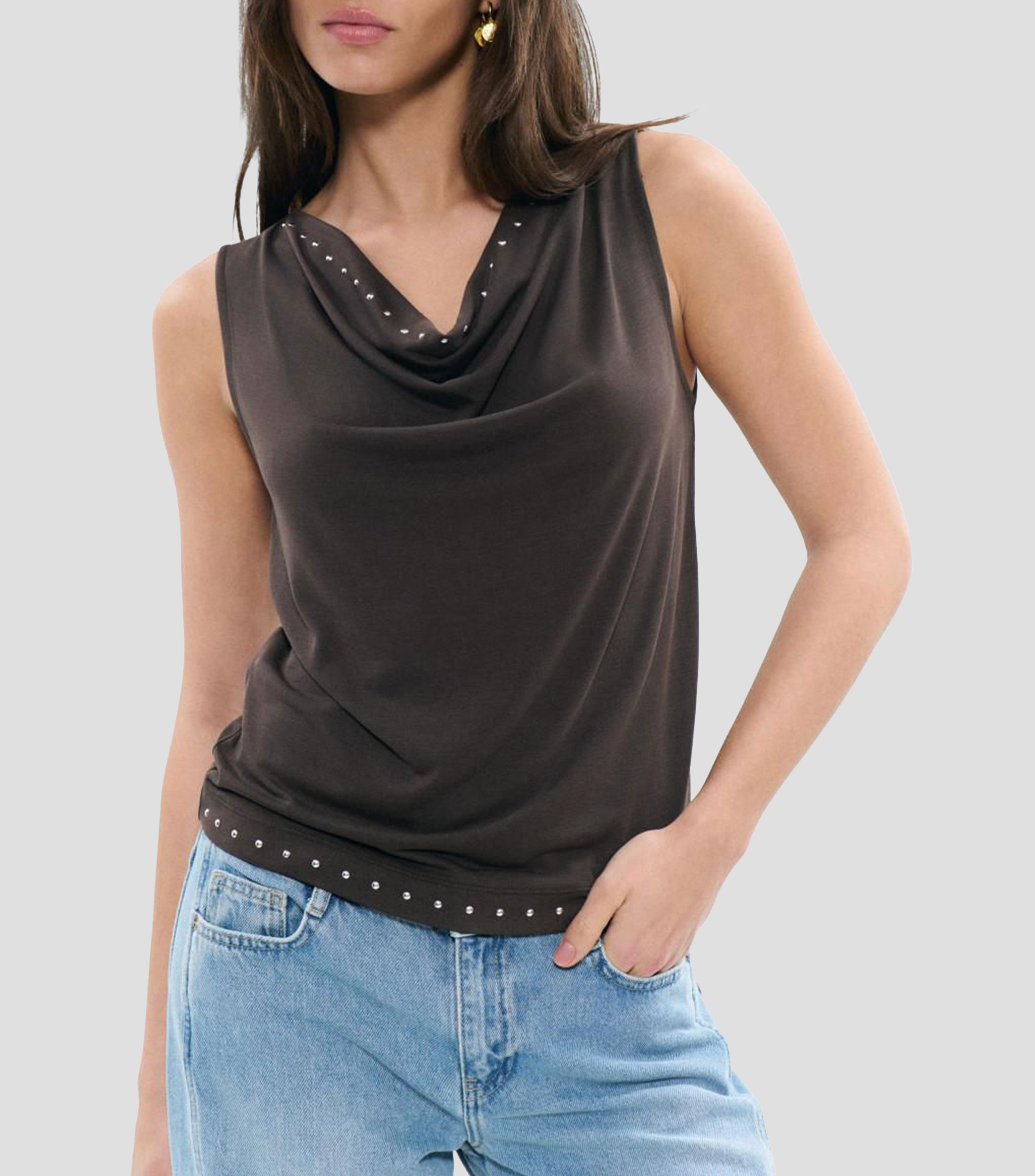 Blusa lisa sin mangas Mujer