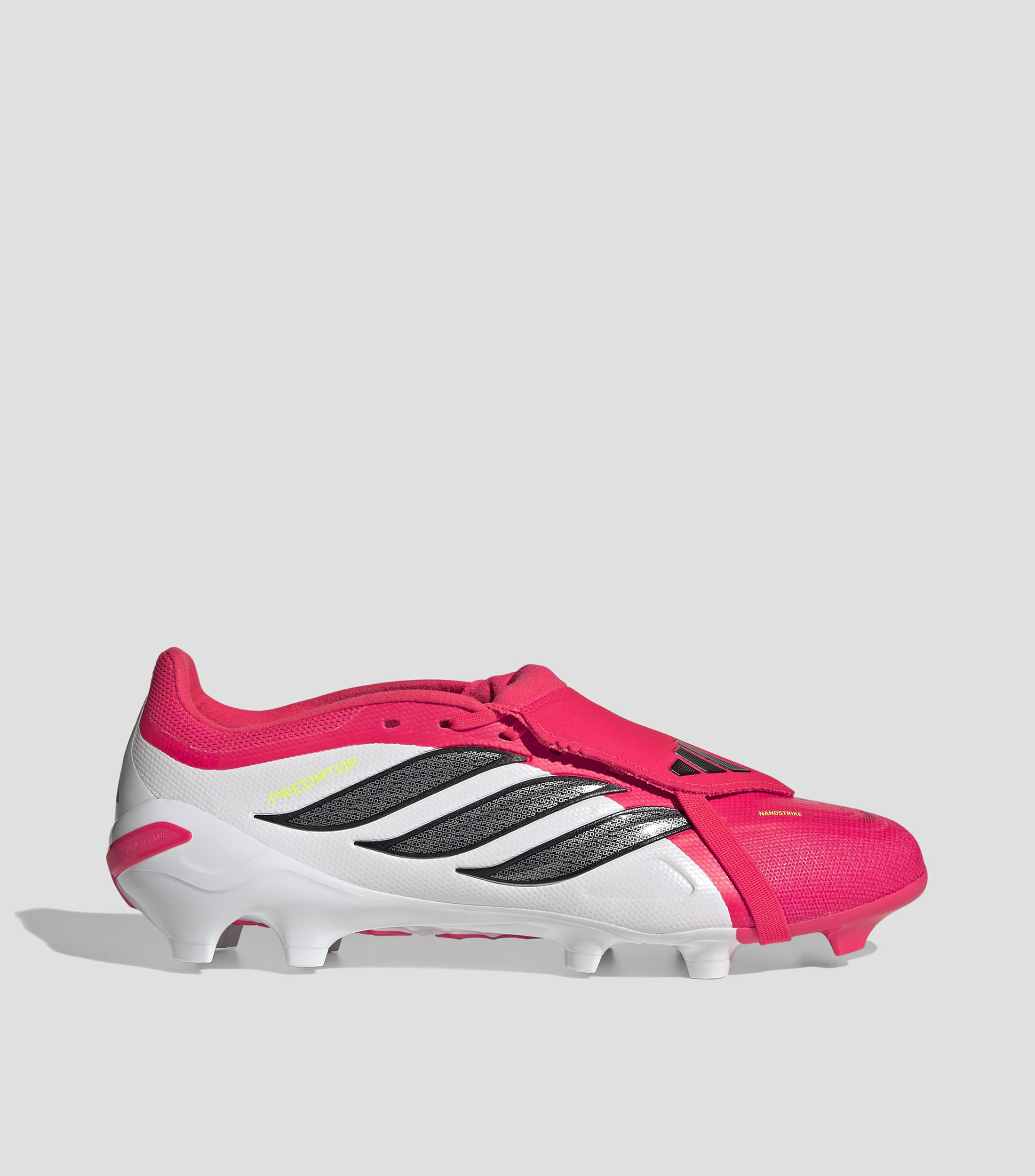Tenis para fútbol soccer Predator League Mujer