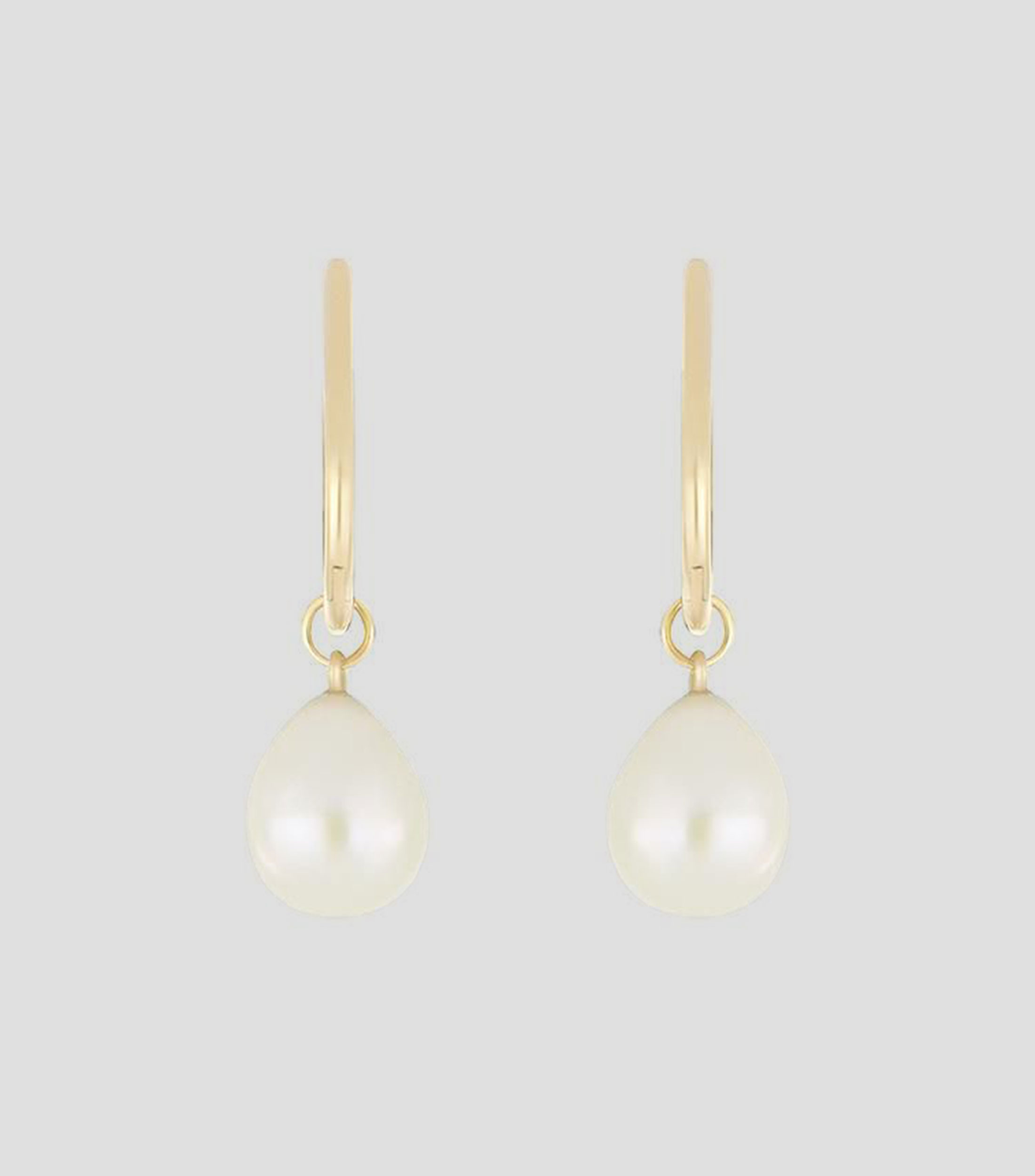 Aretes en oro amarillo 18 kilates con perla Mujer