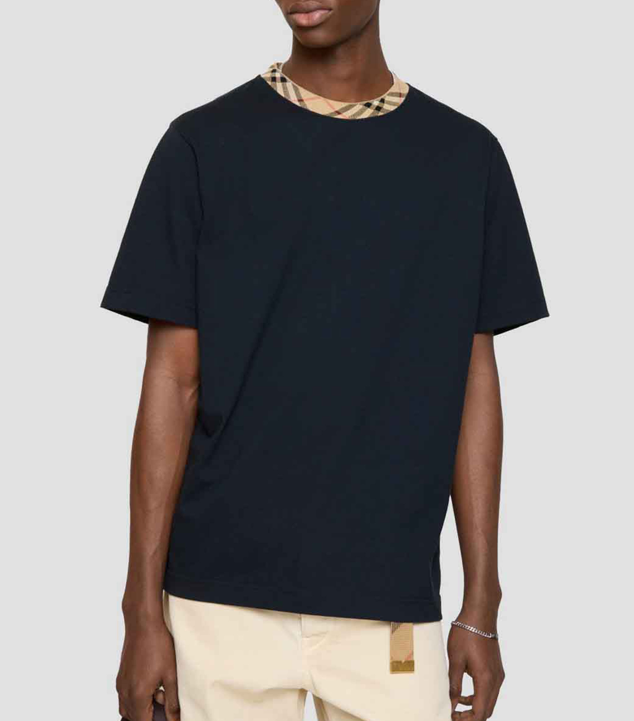 Playera cuello redondo manga corta lisa Hombre