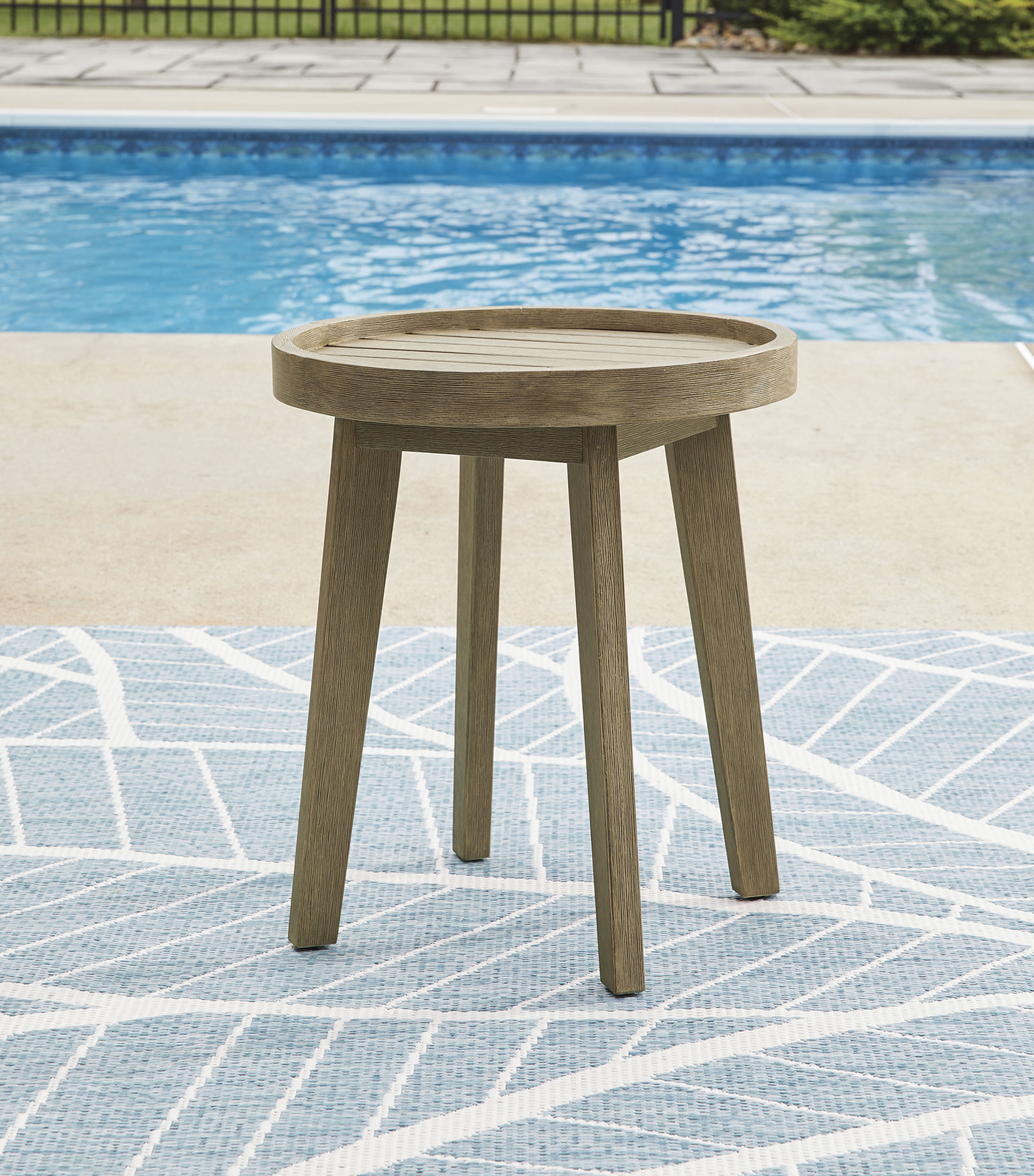 Mesa auxiliar exterior Bansi en madera de eucalipto