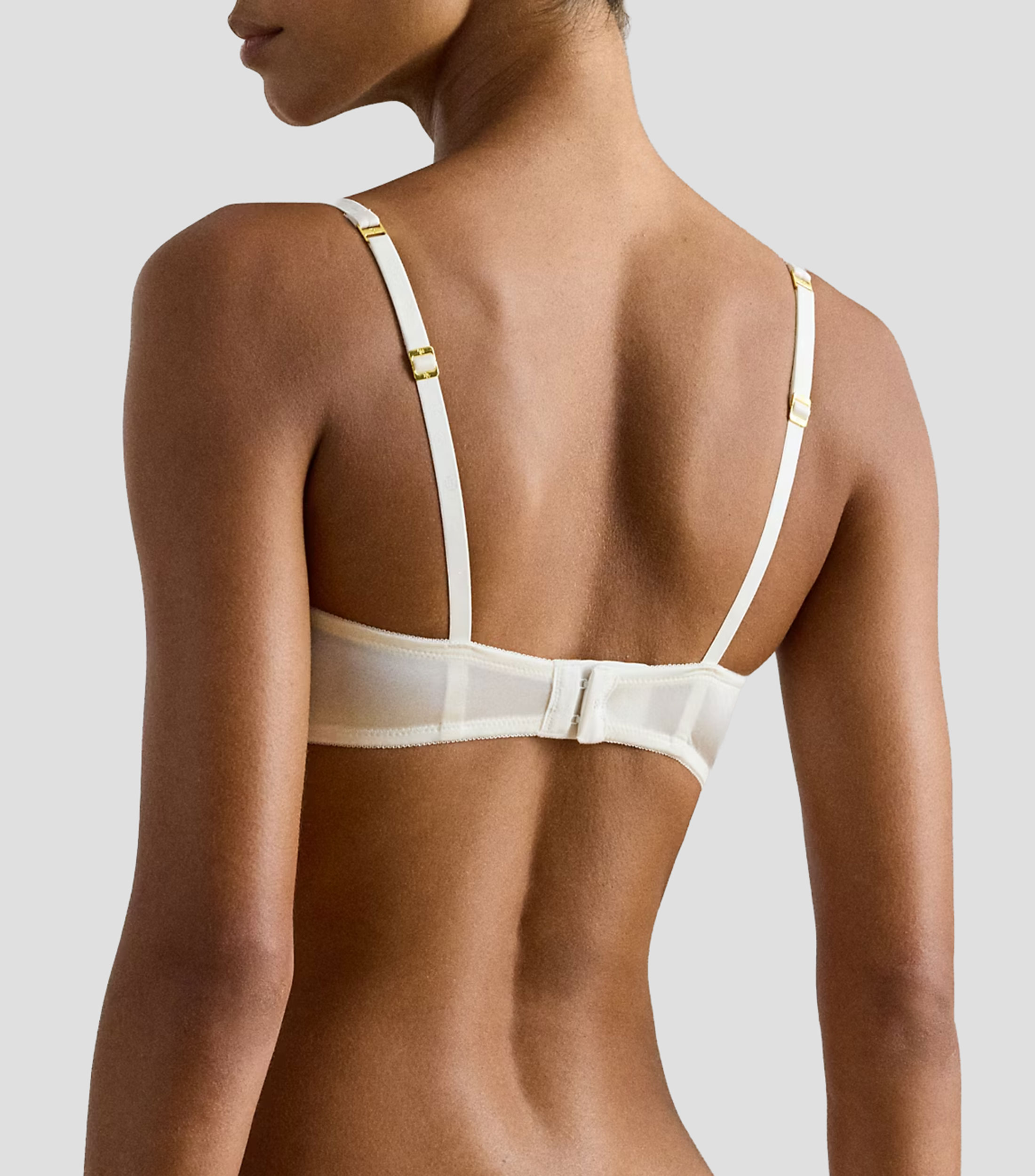 Brasier con encaje