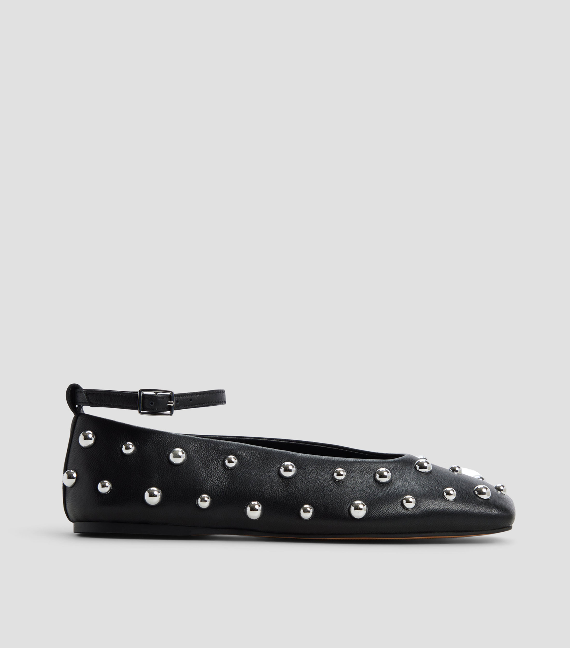 Flats en piel con pulsera Mujer