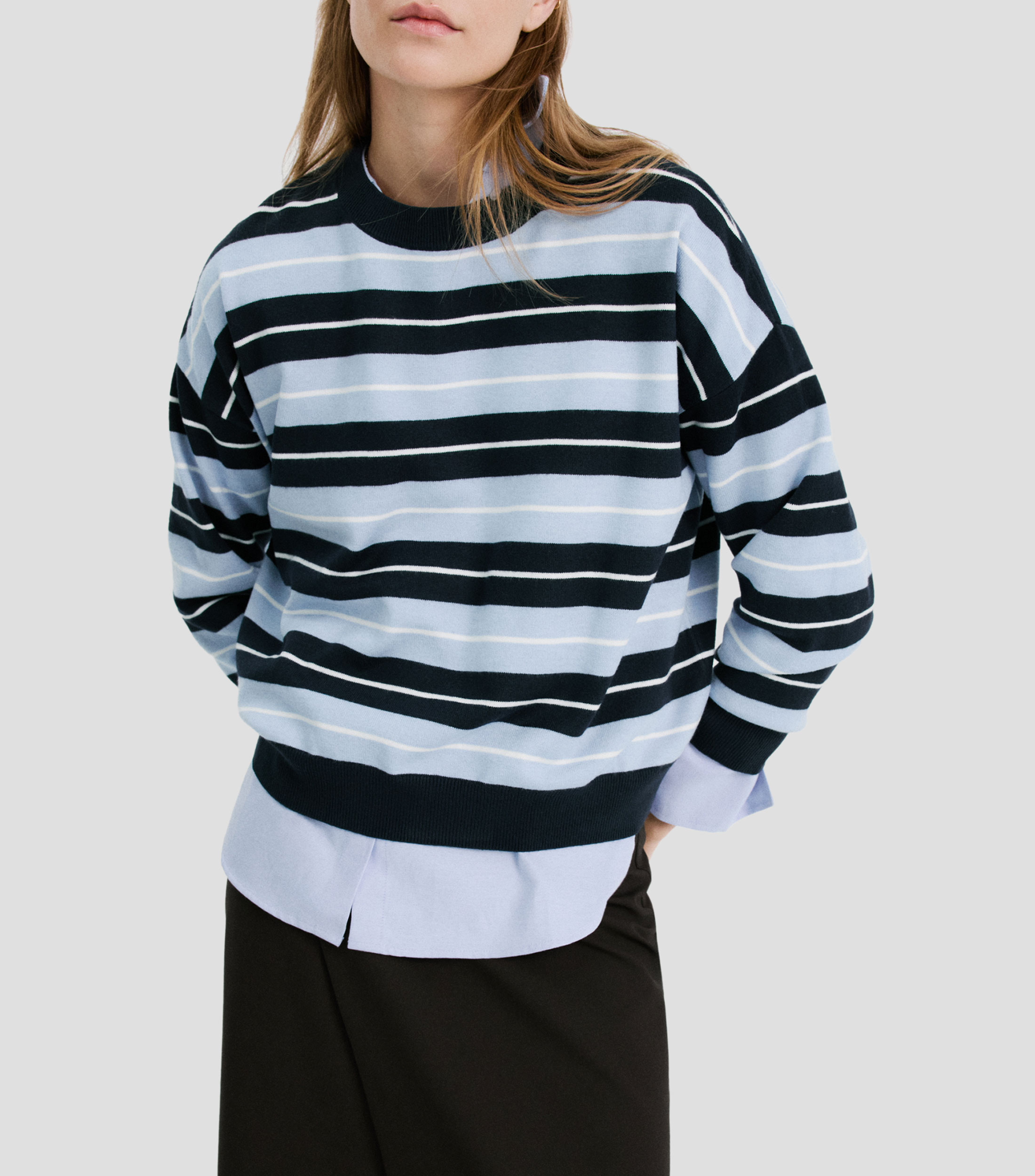 Suéter cuello redondo Mujer
