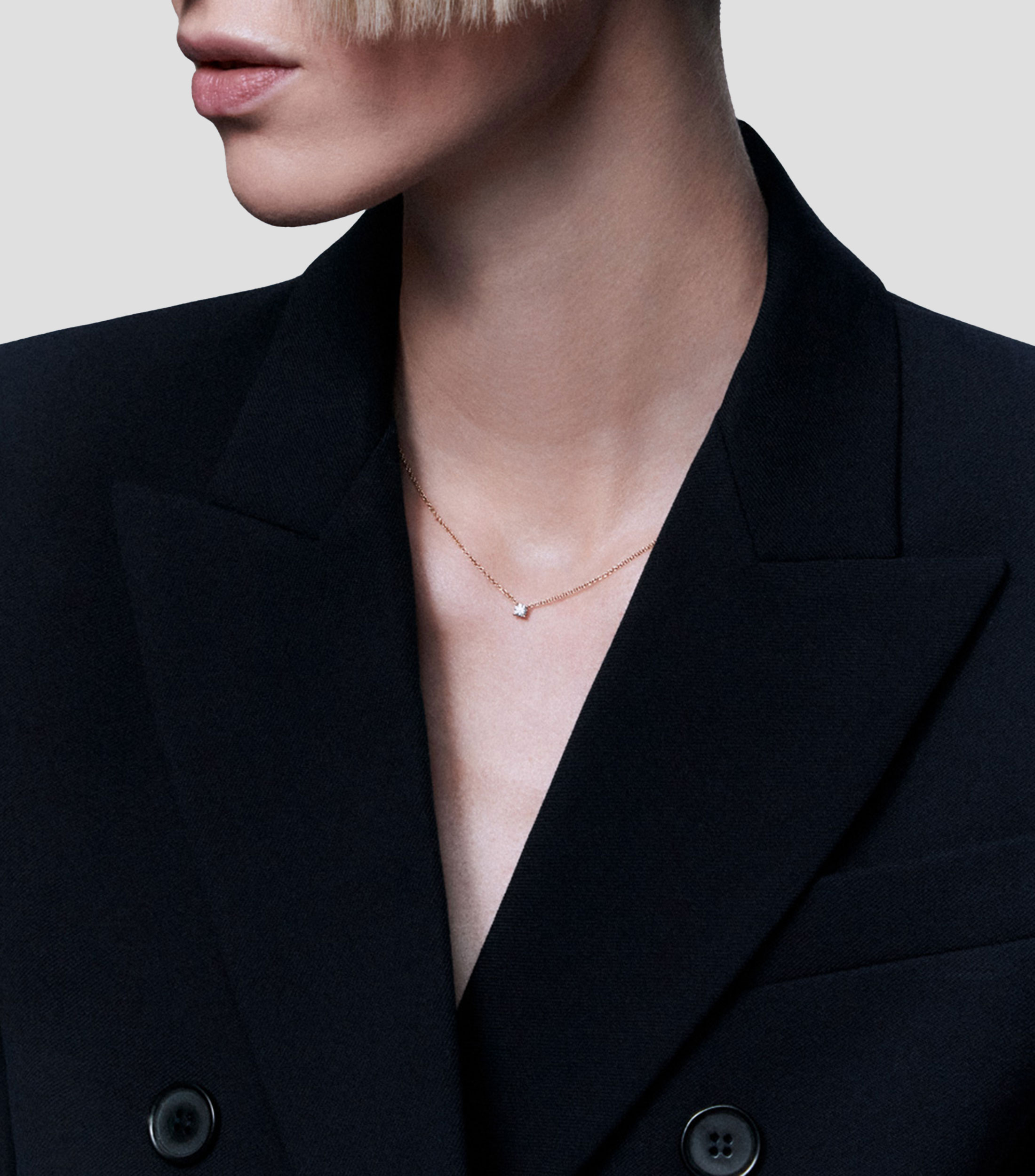 Colgante Idalia en Oro 18 Kilates con Diamante Mujer