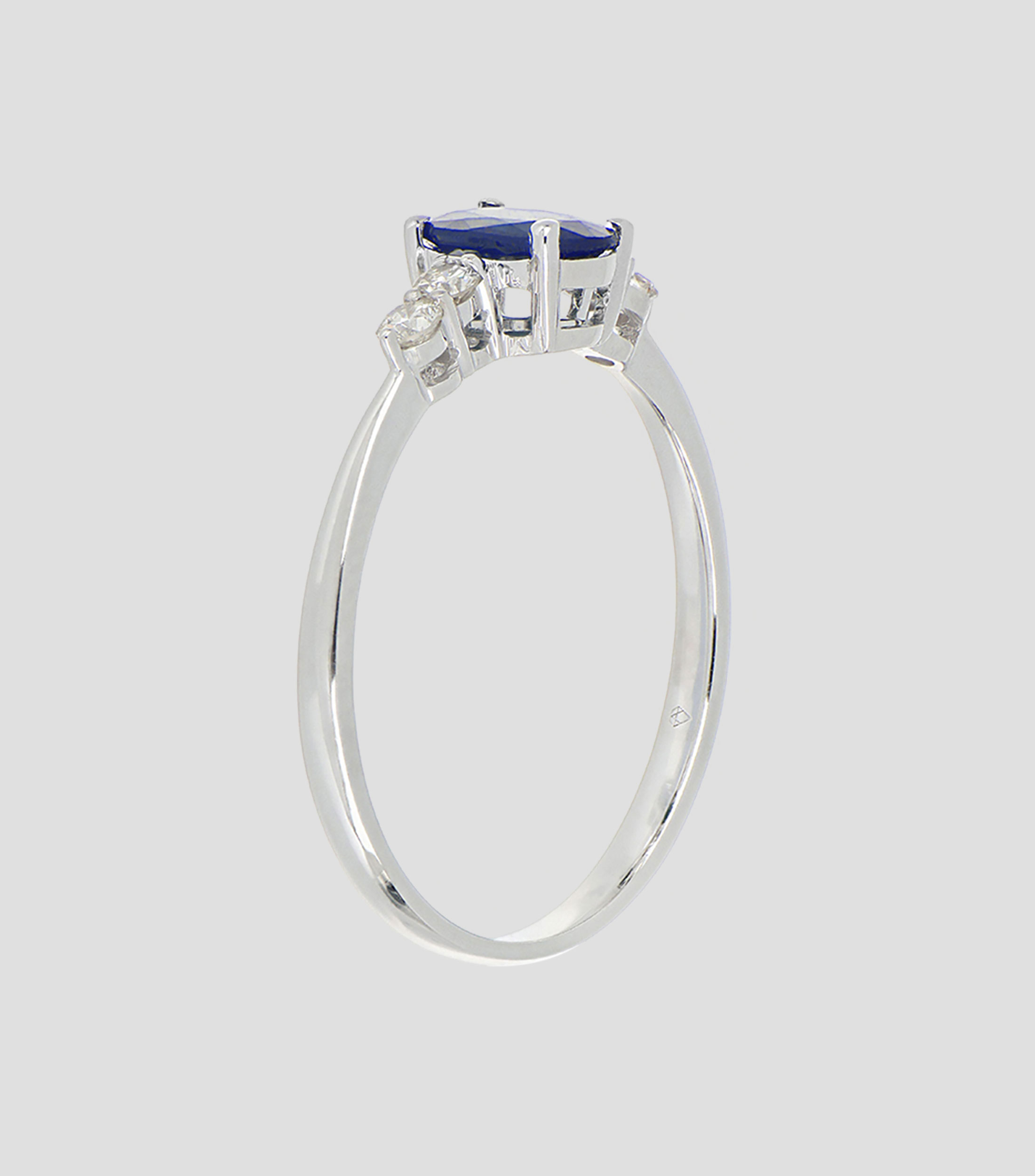 Anillo en oro con zafiro ovalado Mujer