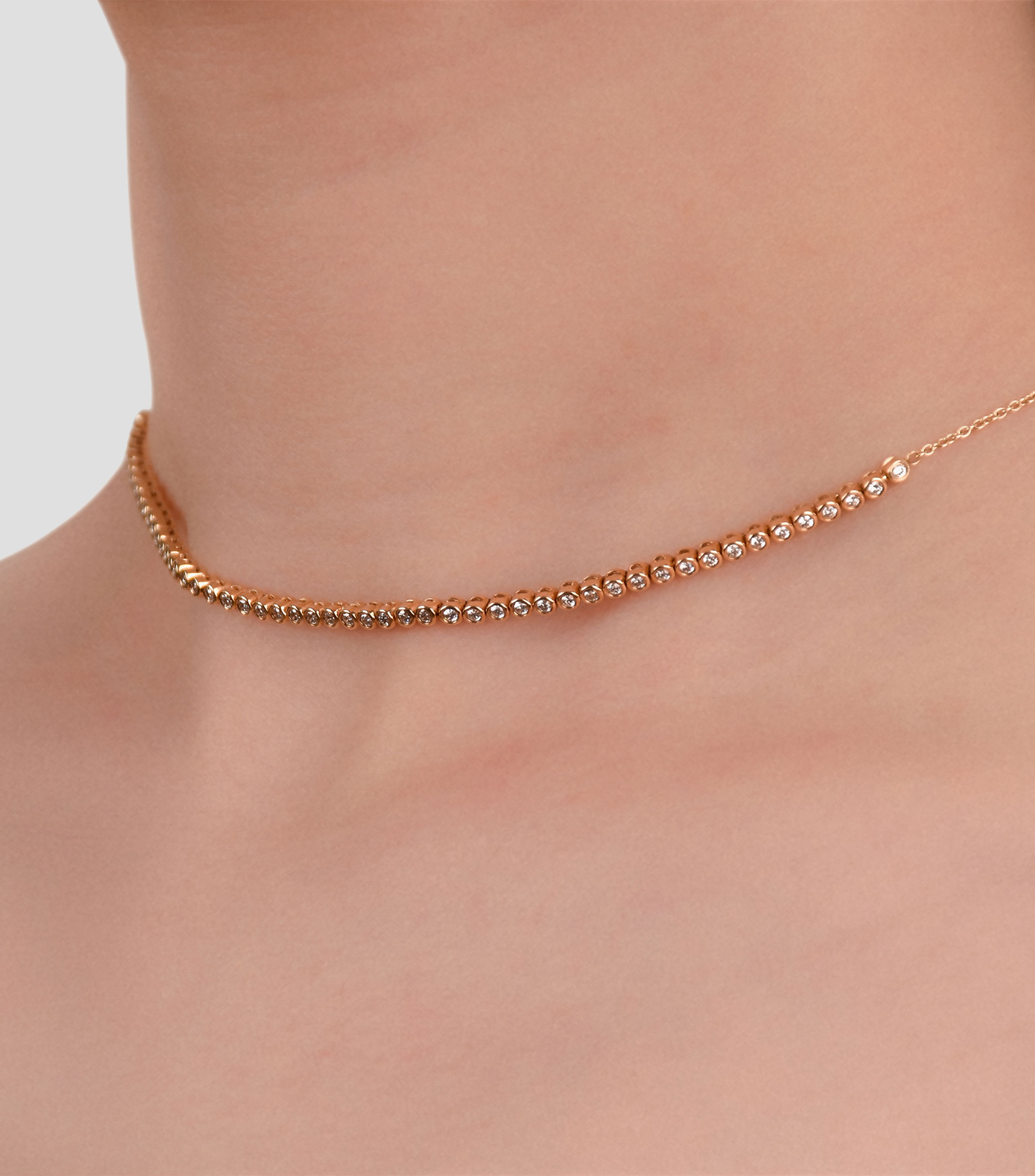Gargantilla en oro amarillo de 14 kilates con diamantes Mujer
