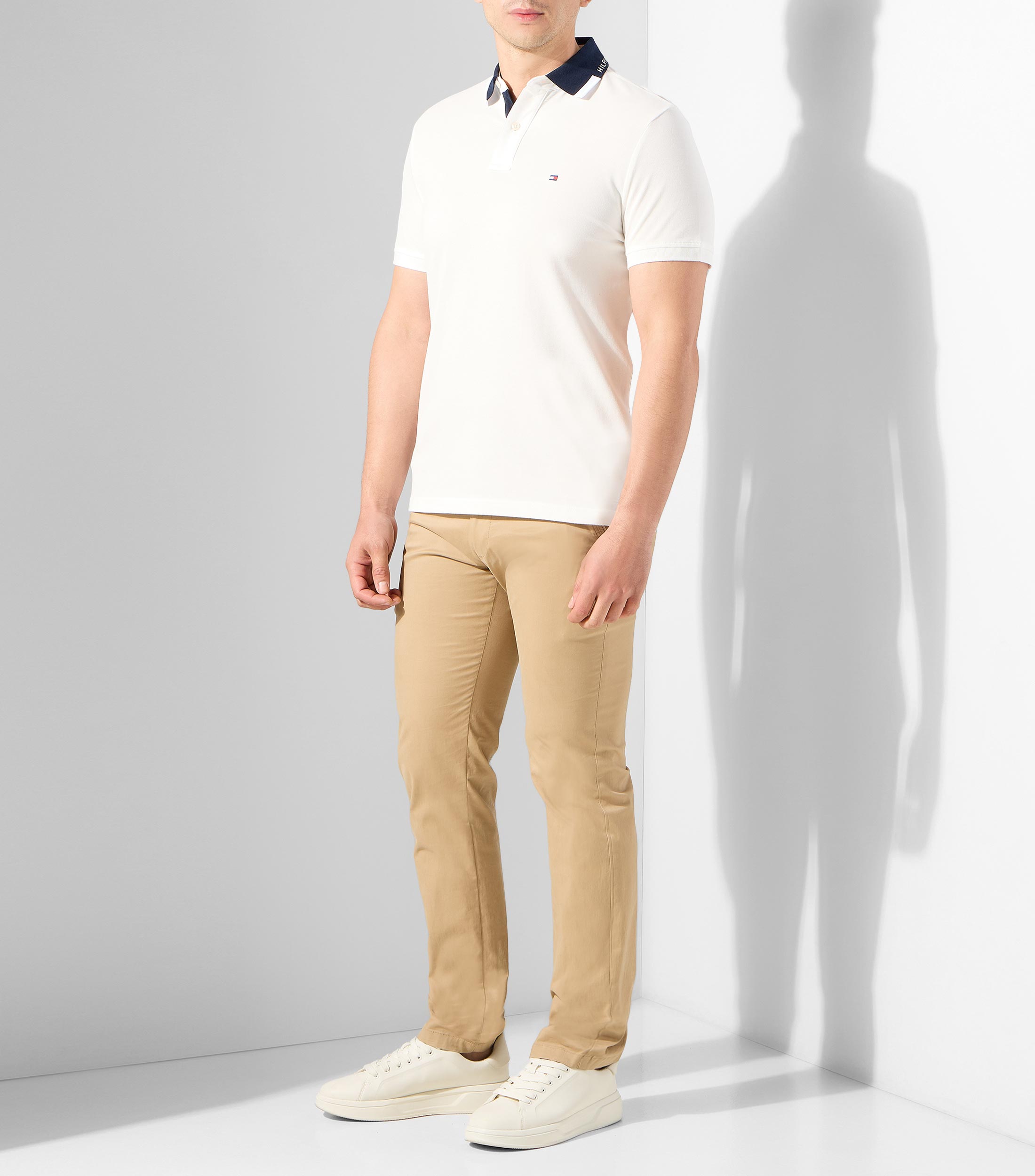 Playera tipo polo manga corta lisa Hombre