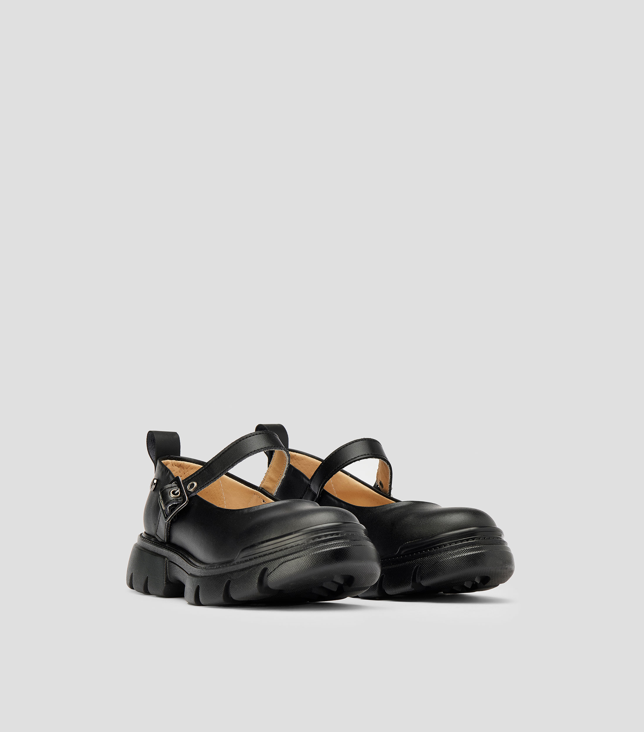 Zapatos escolares en piel Niña