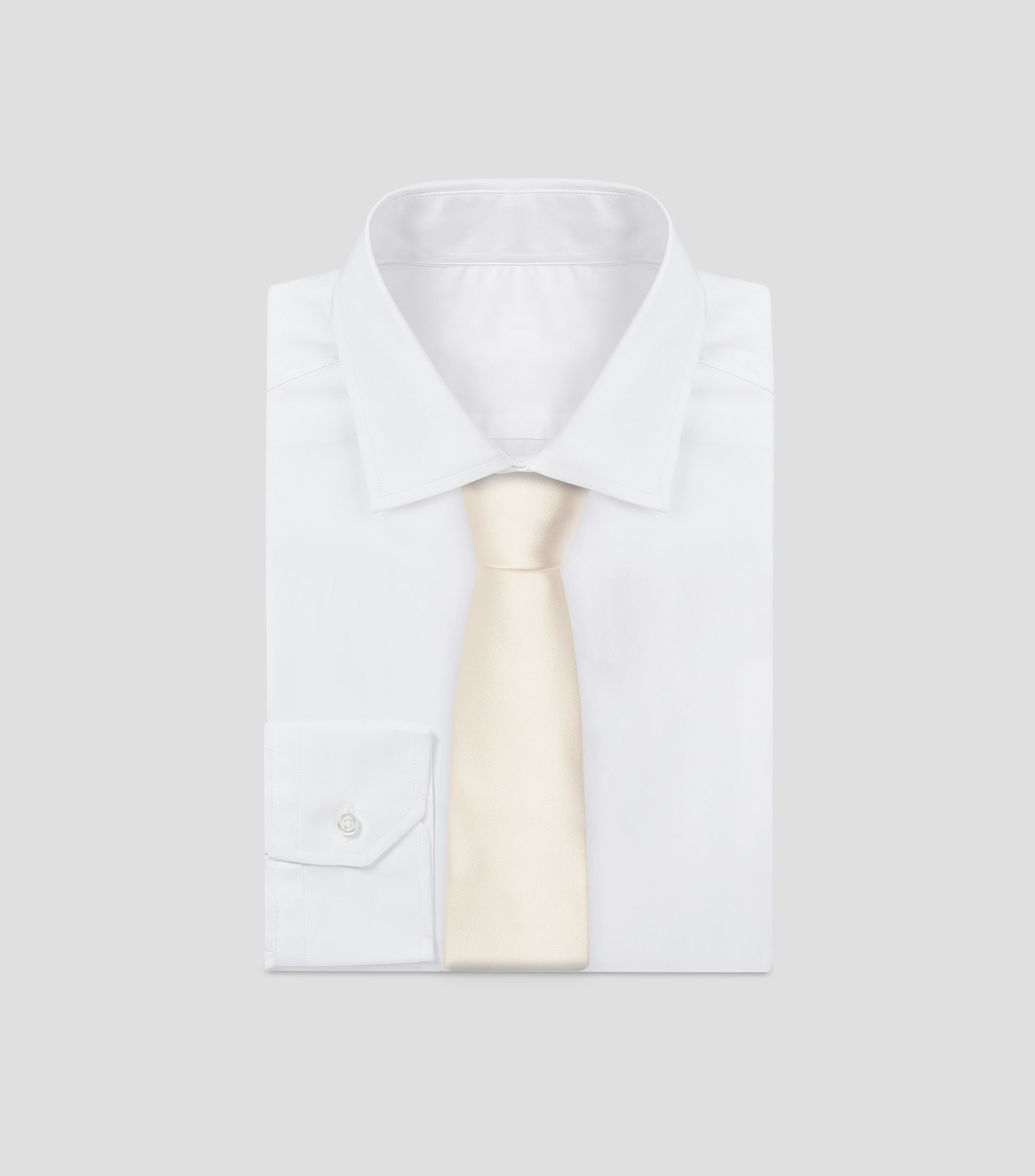 Corbata ancha de seda lisa