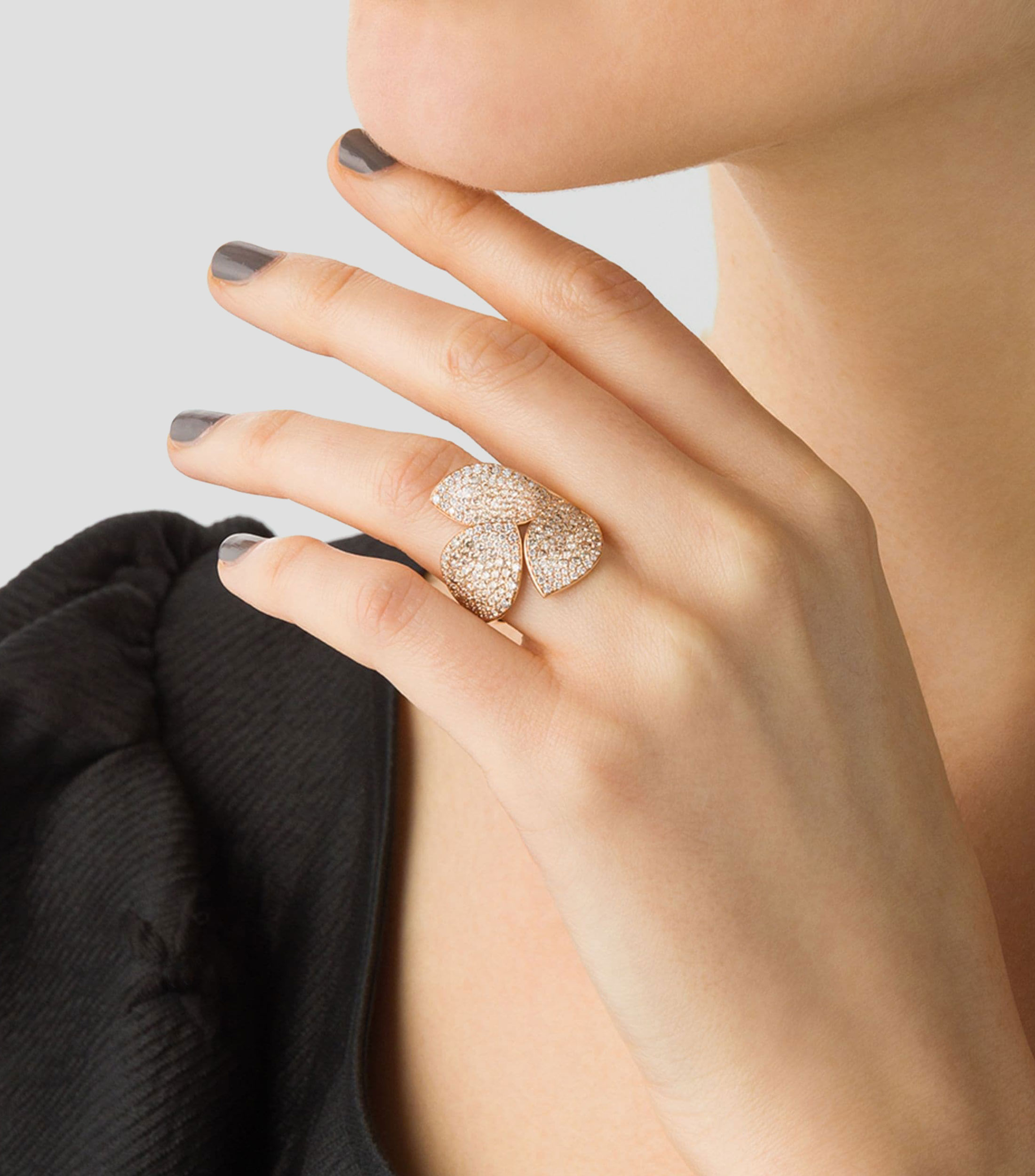 Anillo con Incrustaciones Mujer