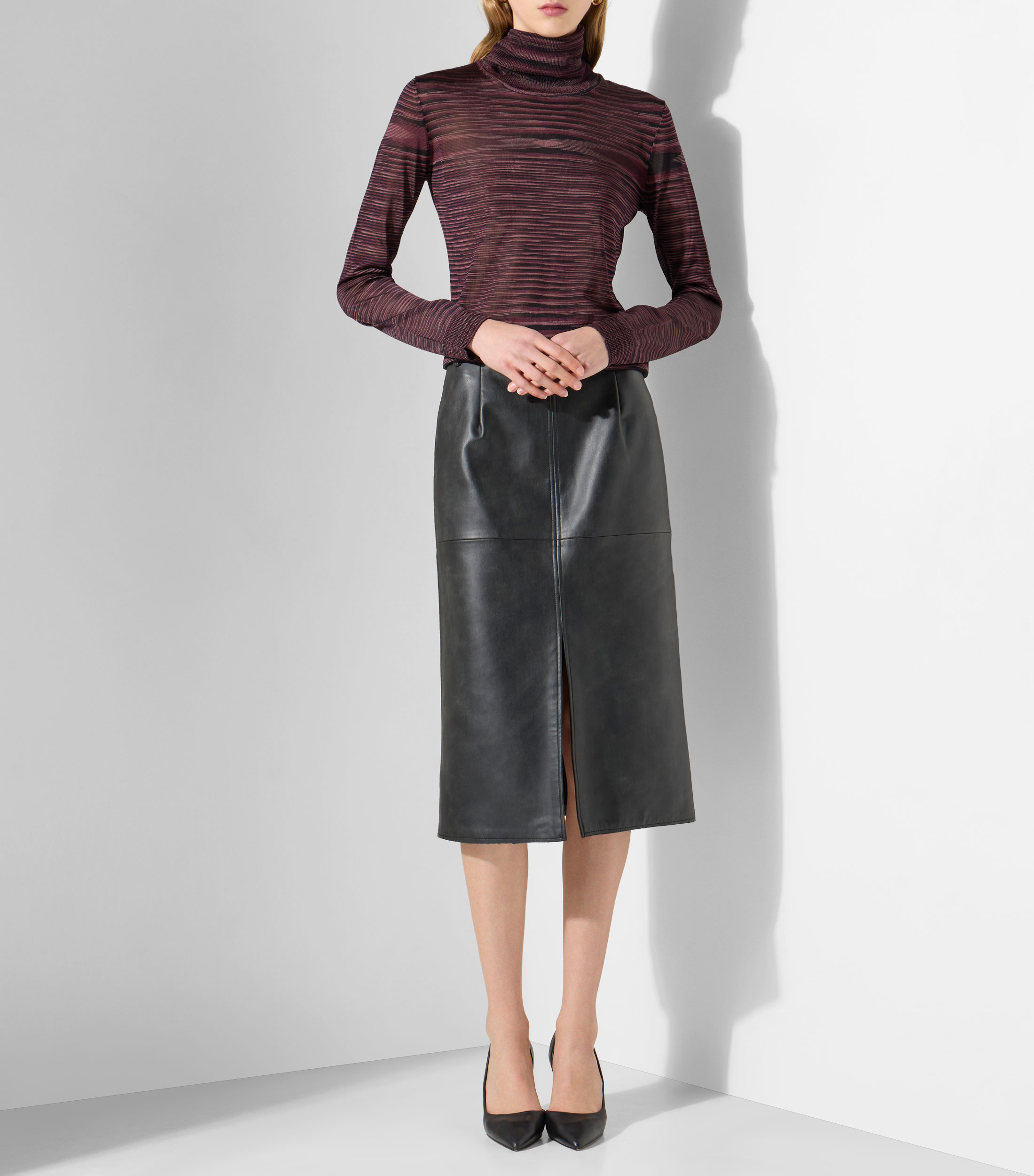Suéter cuello alto Mujer