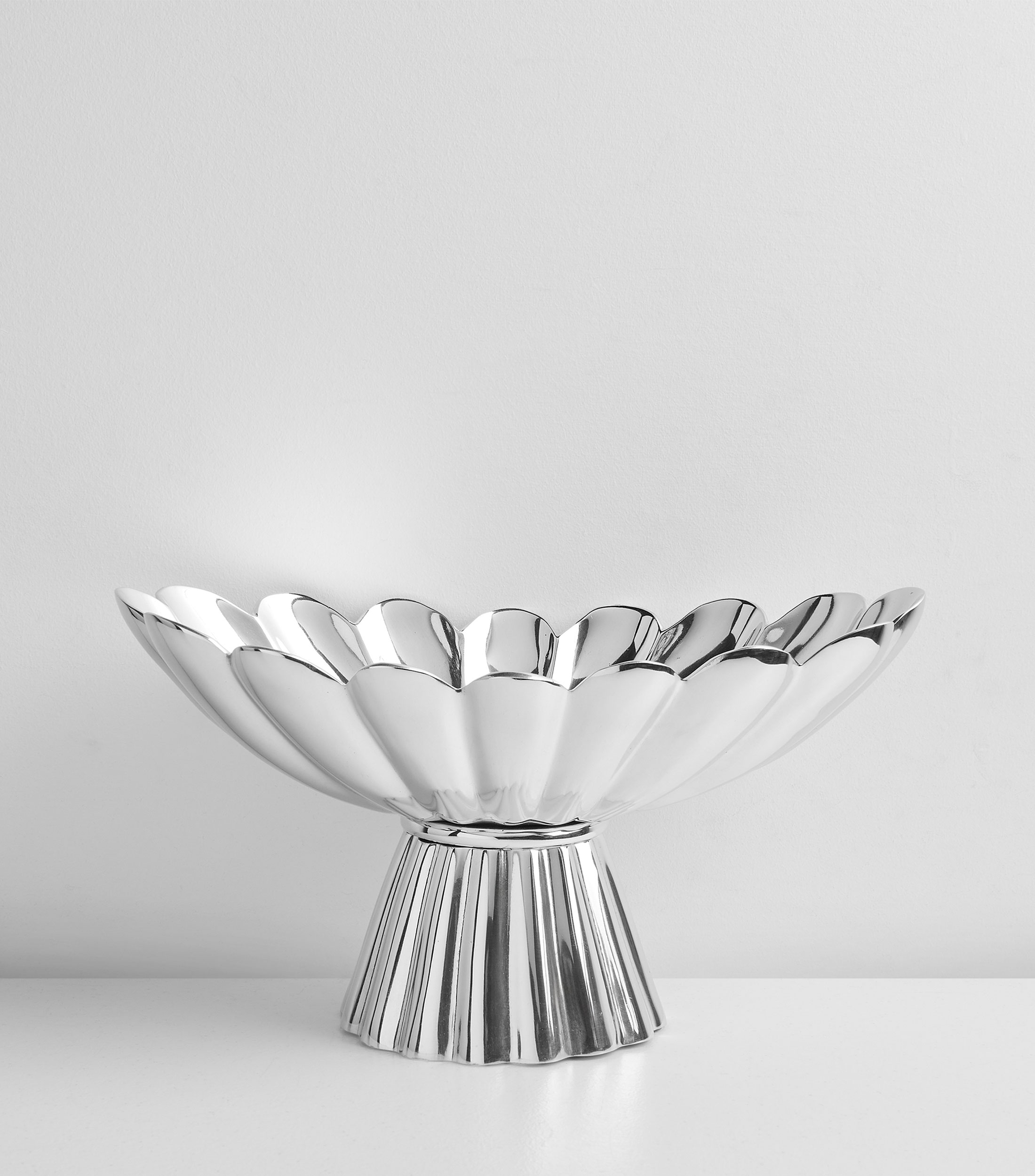 Pedestal Hermes en metal