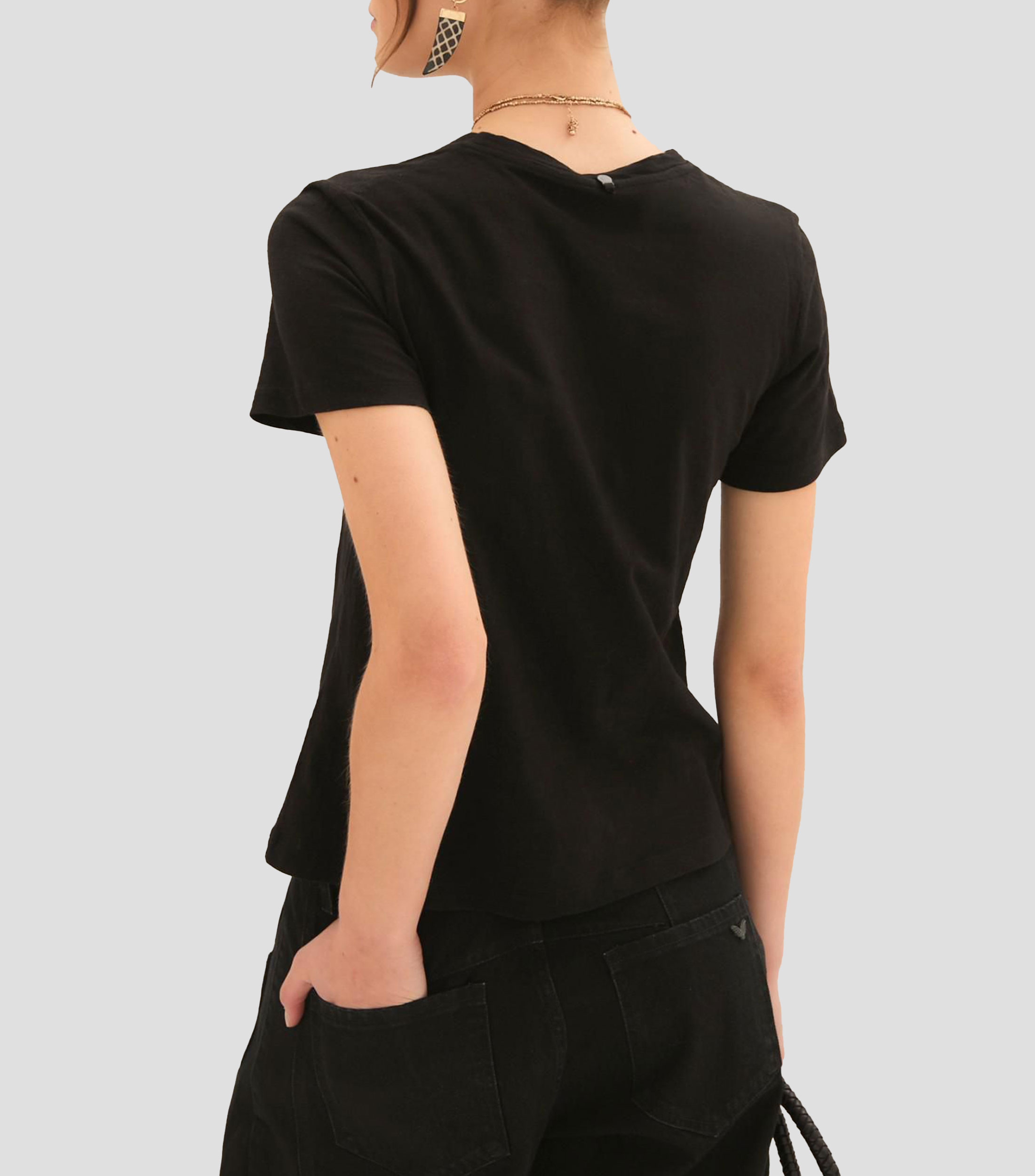 Playera cuello redondo manga corta estampada Mujer