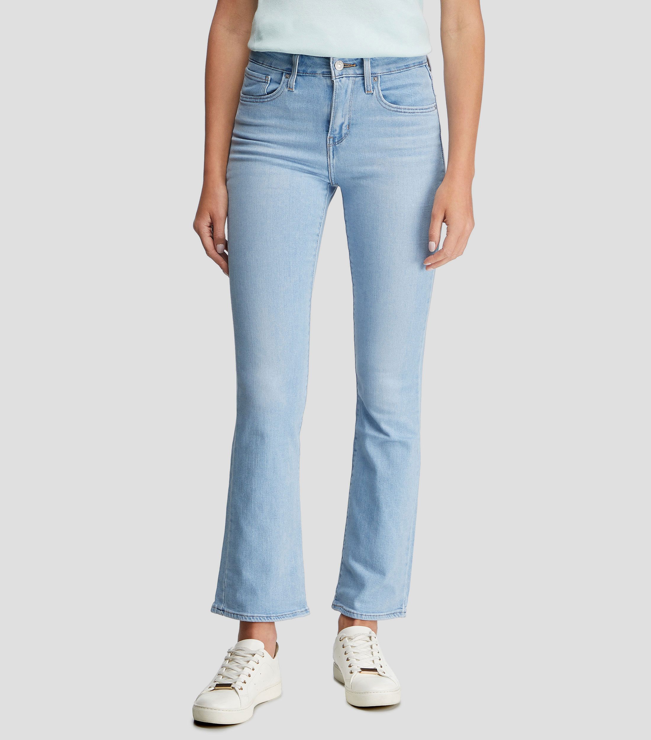 Jean Levi's 525 Pour Femme - Taille W29 L32 (38-39), Bleu, Coupe Bootcut - Très Bon état