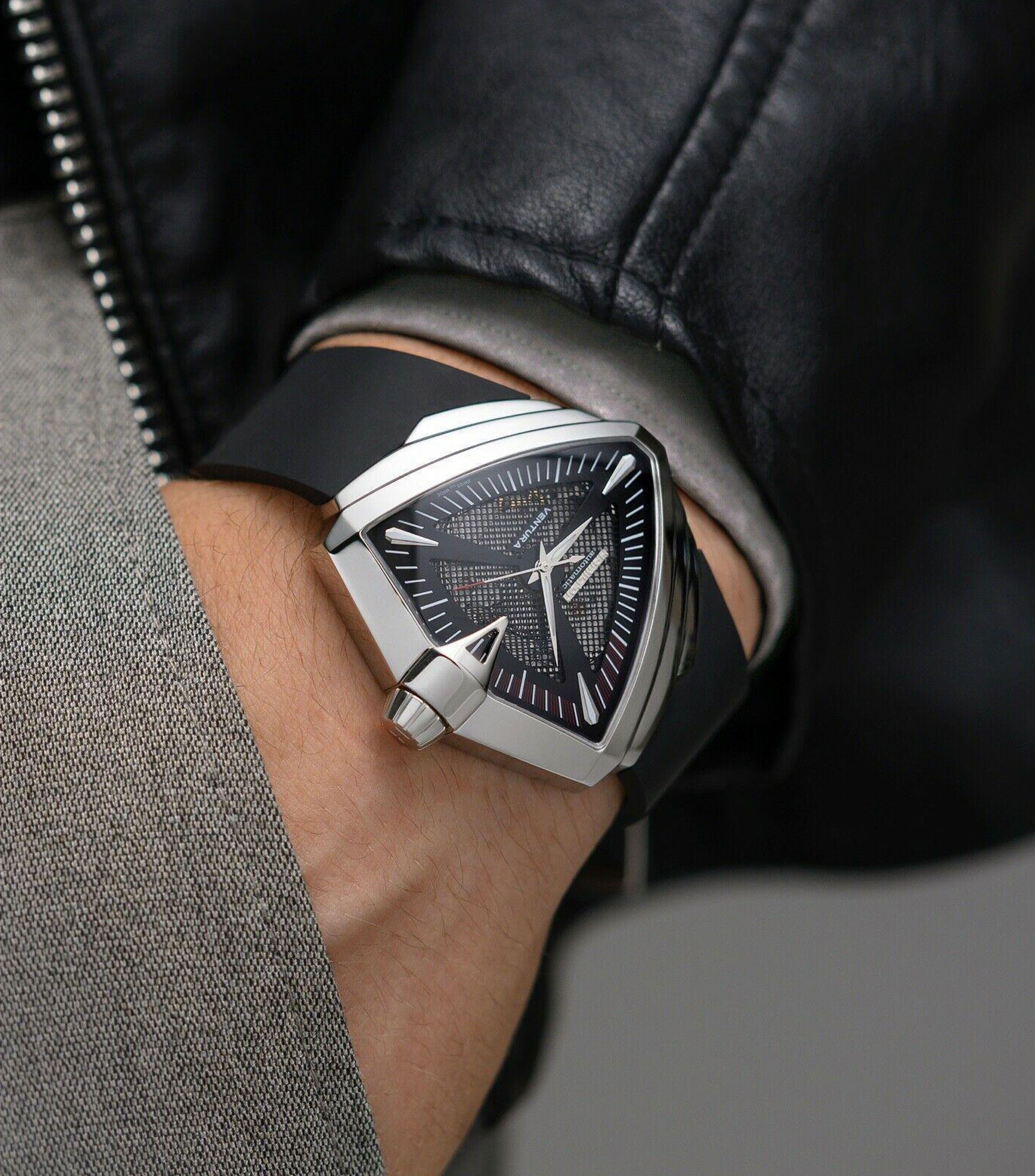 Reloj para Hombre Ventura XXL Auto Edicion Especial Negro