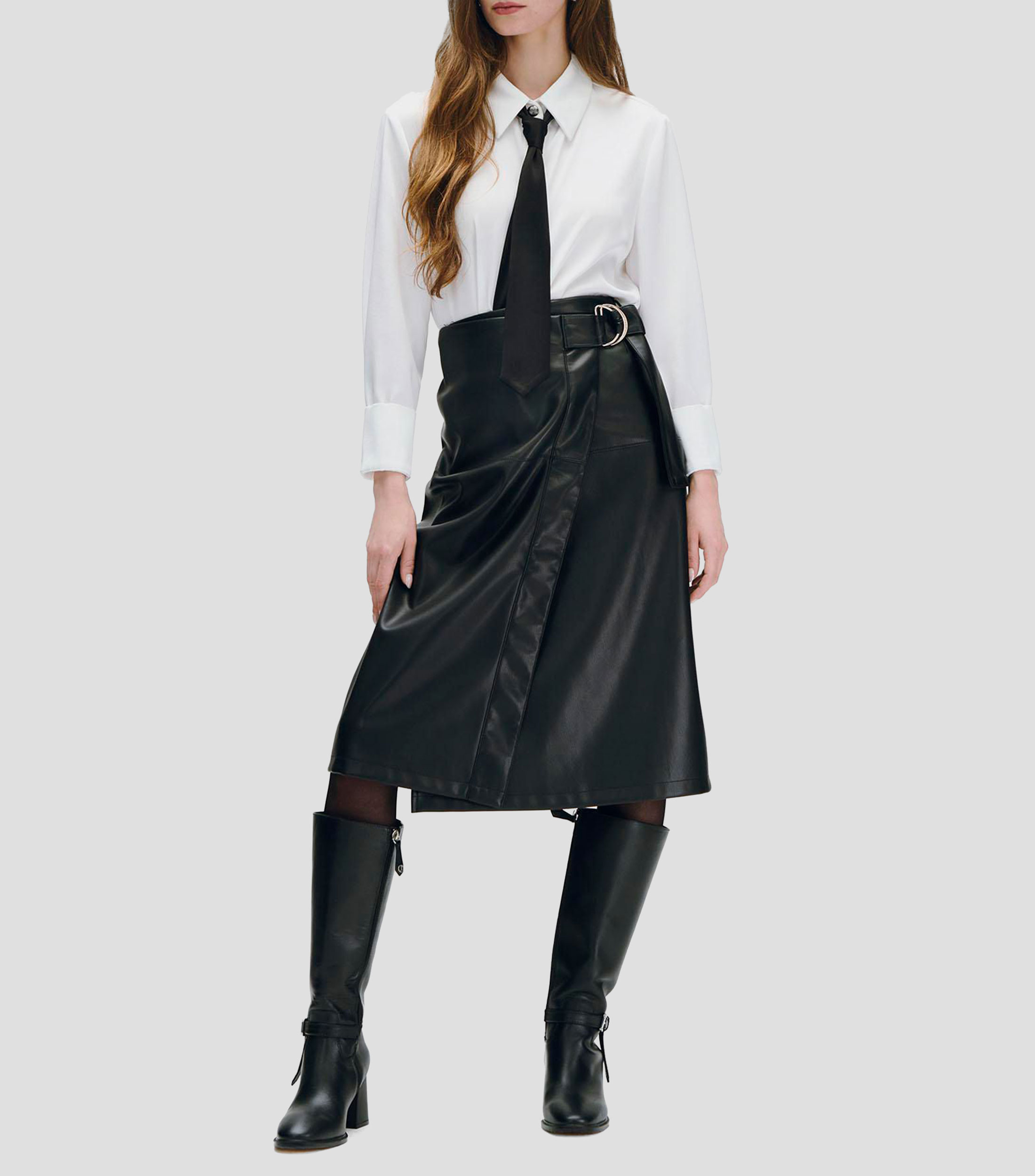 Blusa Camisera Blanca de Satín Corbata en Contraste Mujer