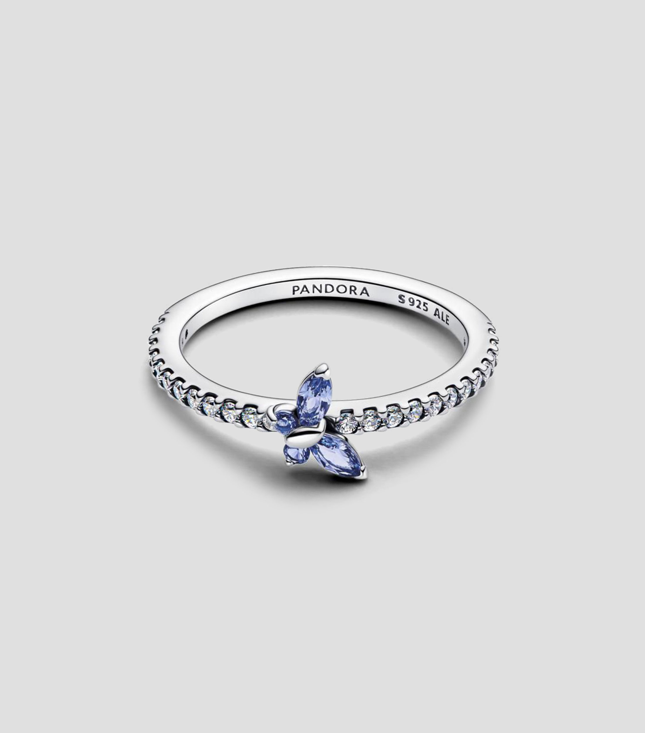 Anillo en plata .925 con circonitas Mujer