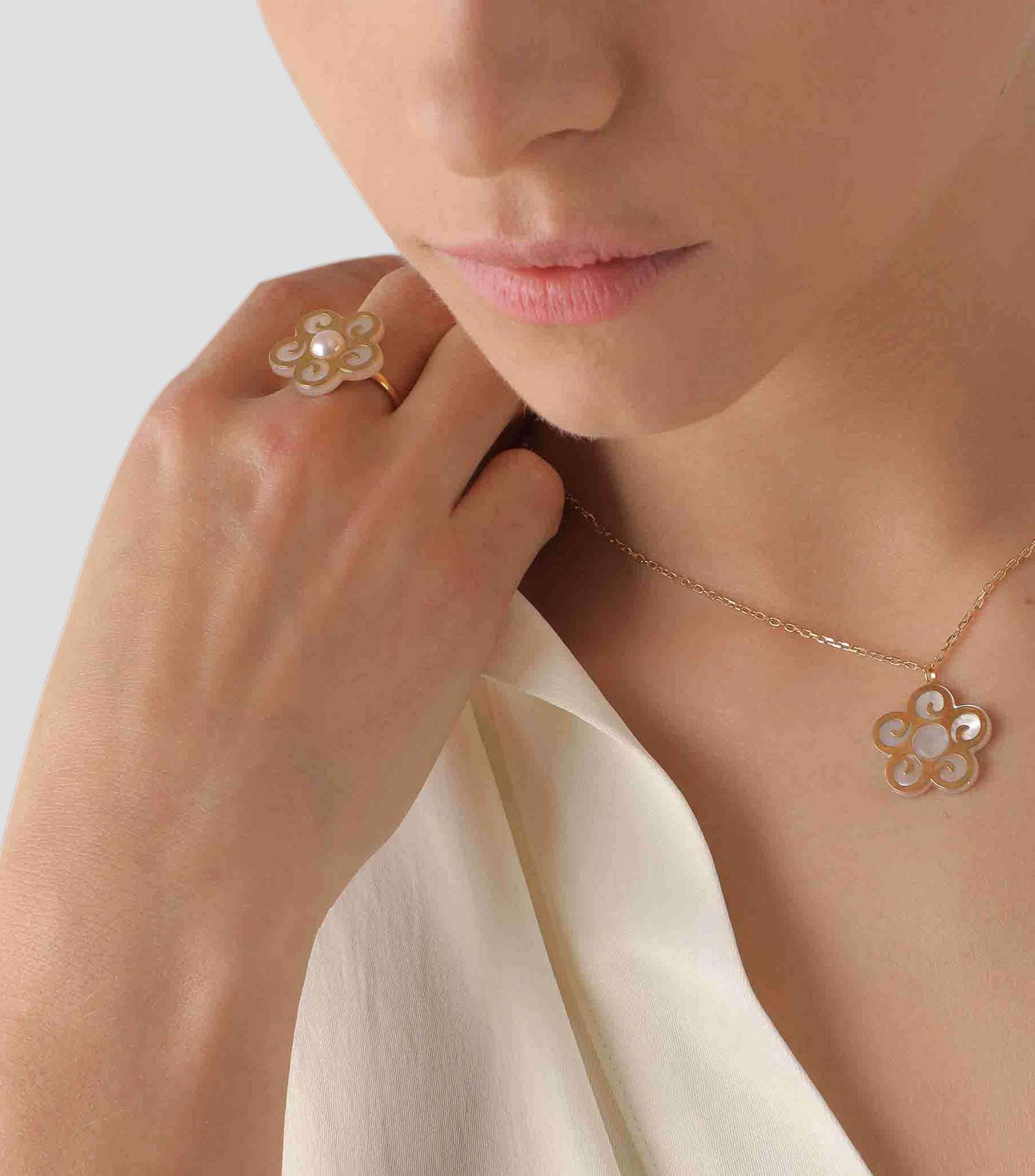 Collar en plata Roxana Mujer