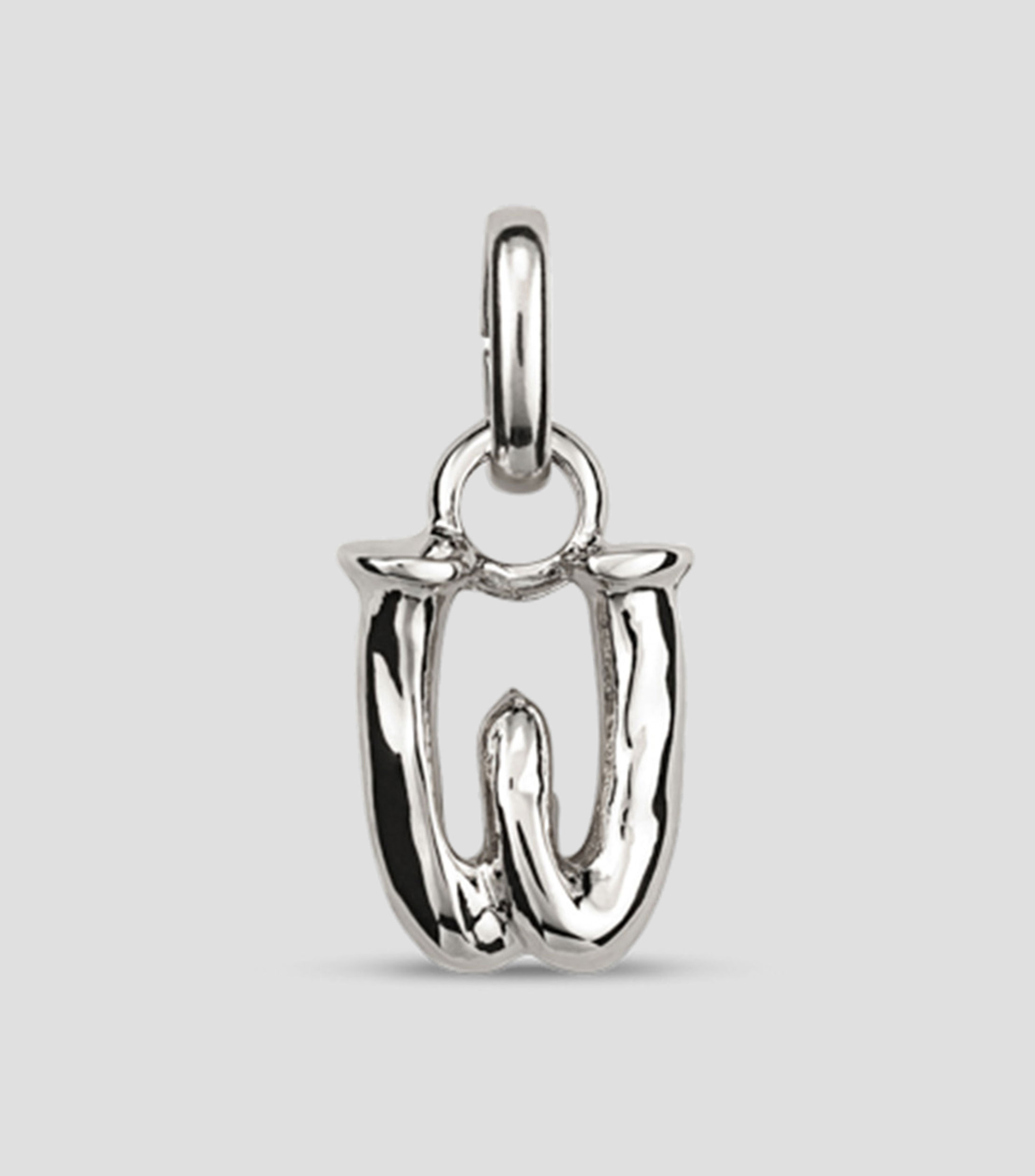 Charm letra W con argolla Mujer