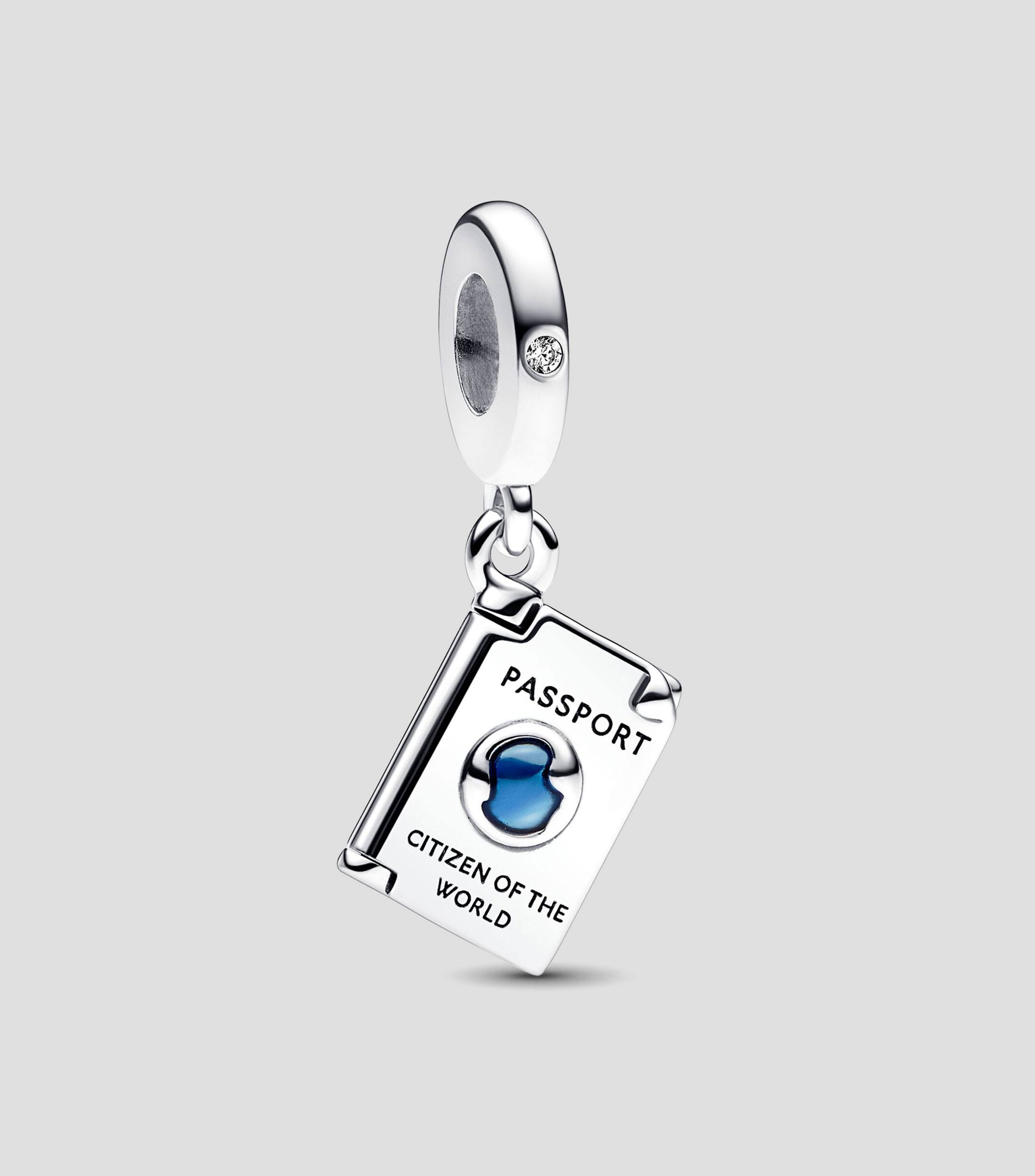 Charm de pasaporte en Plata .925 Pandora Moments con zirconia cubica Mujer