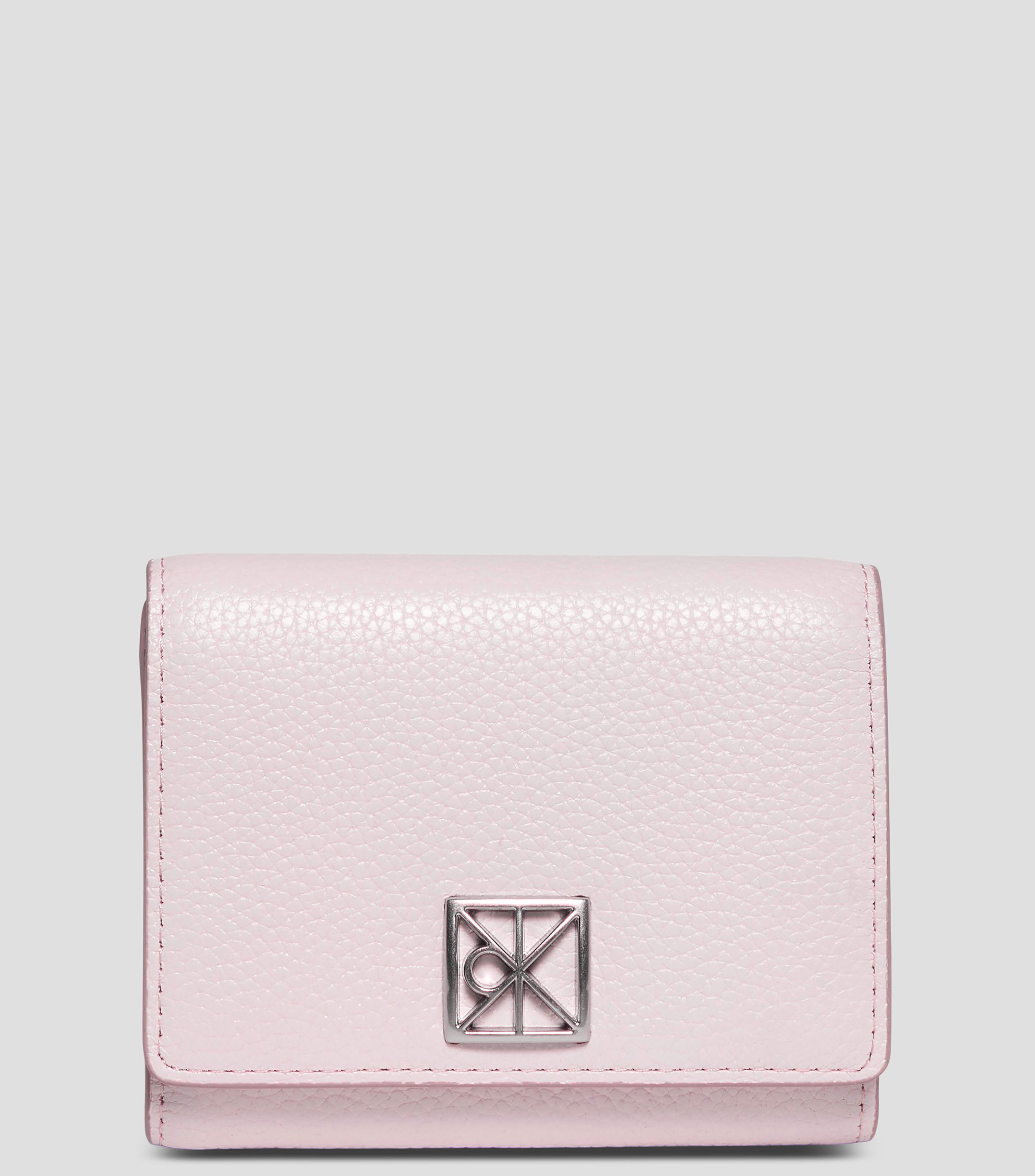 Cartera trifold rosa en piel Pebble lisa Mujer