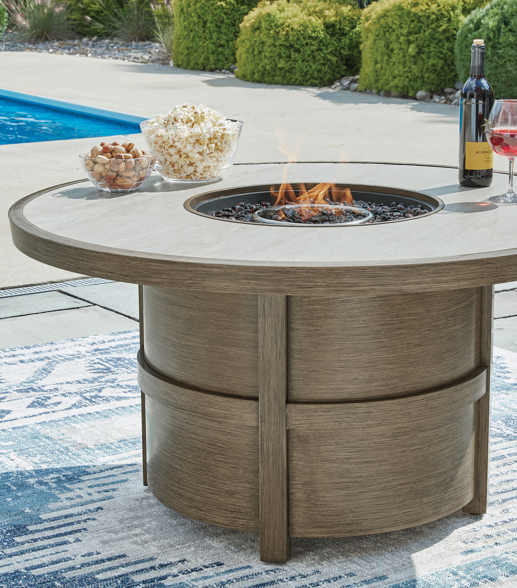 Mesa fogata exterior Marena en aluminio beige