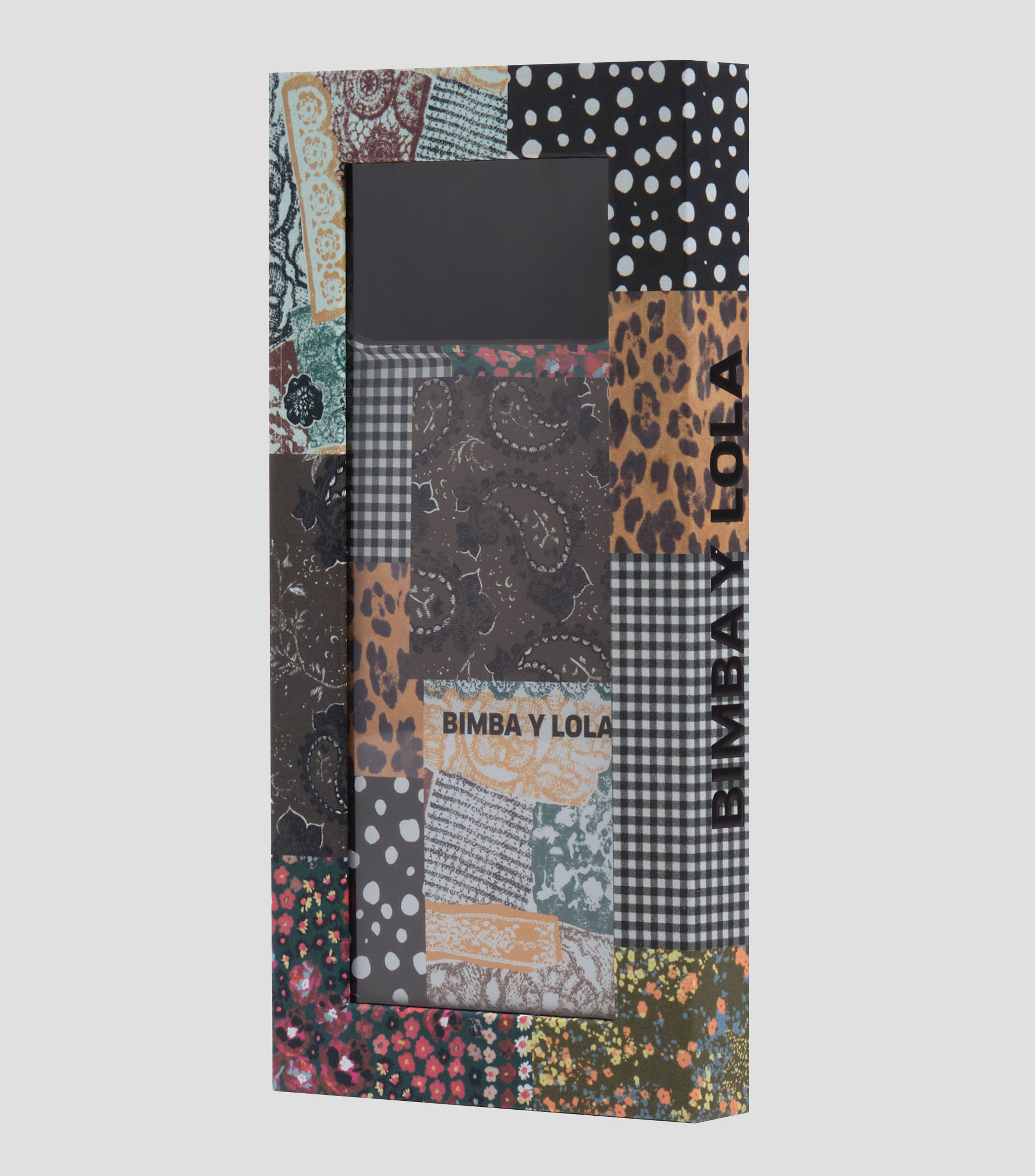 Funda rígida iPhone 17 Pro Max patchwork estampado