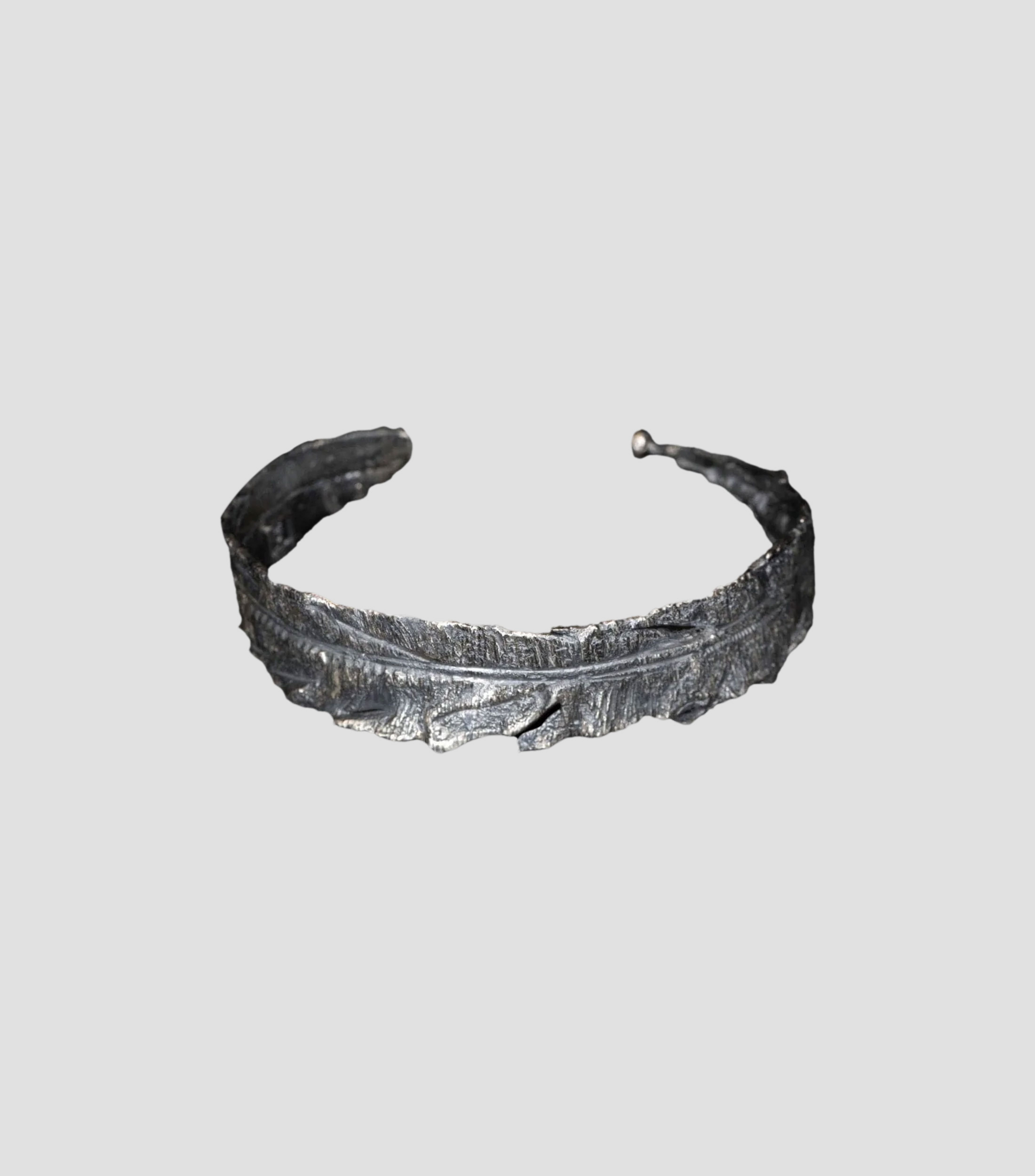 Brazalete en plata Hombre