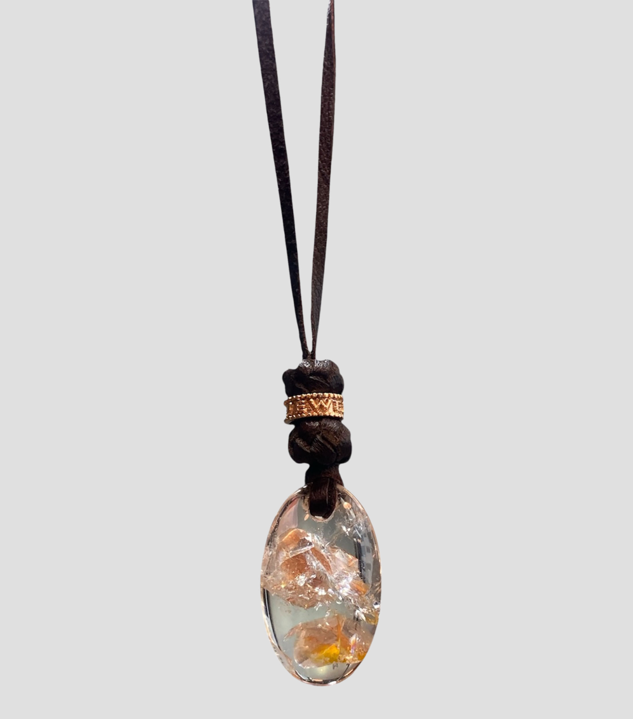 Collar con Amuleto Hombre