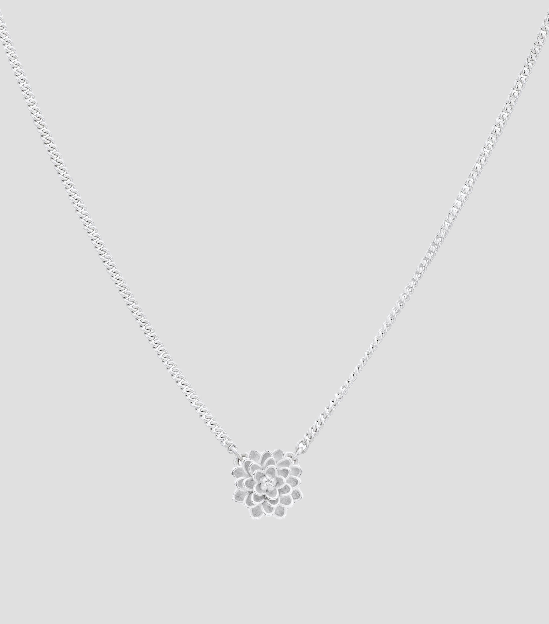 Dije en plata de flor Dalia Mujer