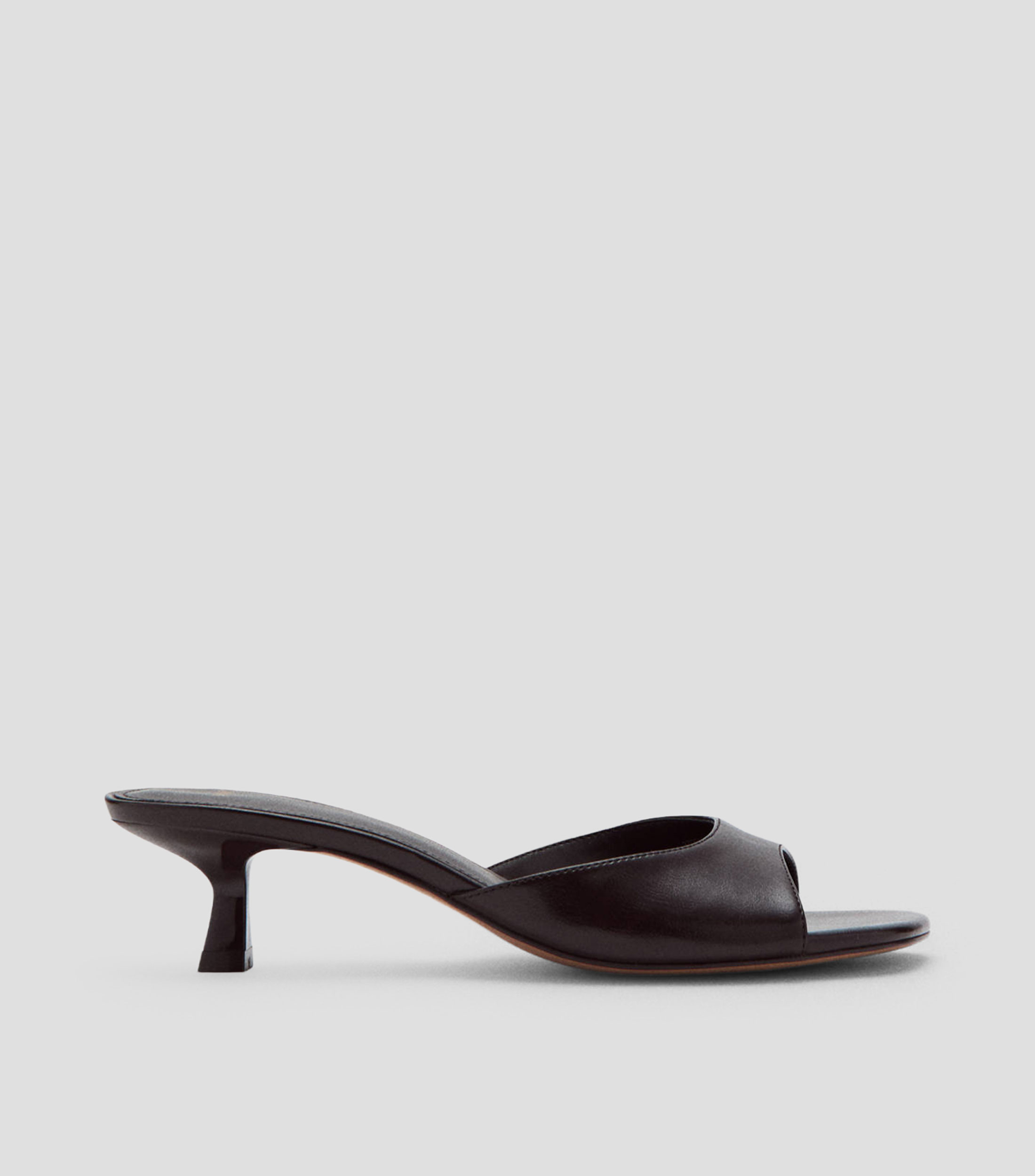 Sandalias con tacón bajo delgado Mujer
