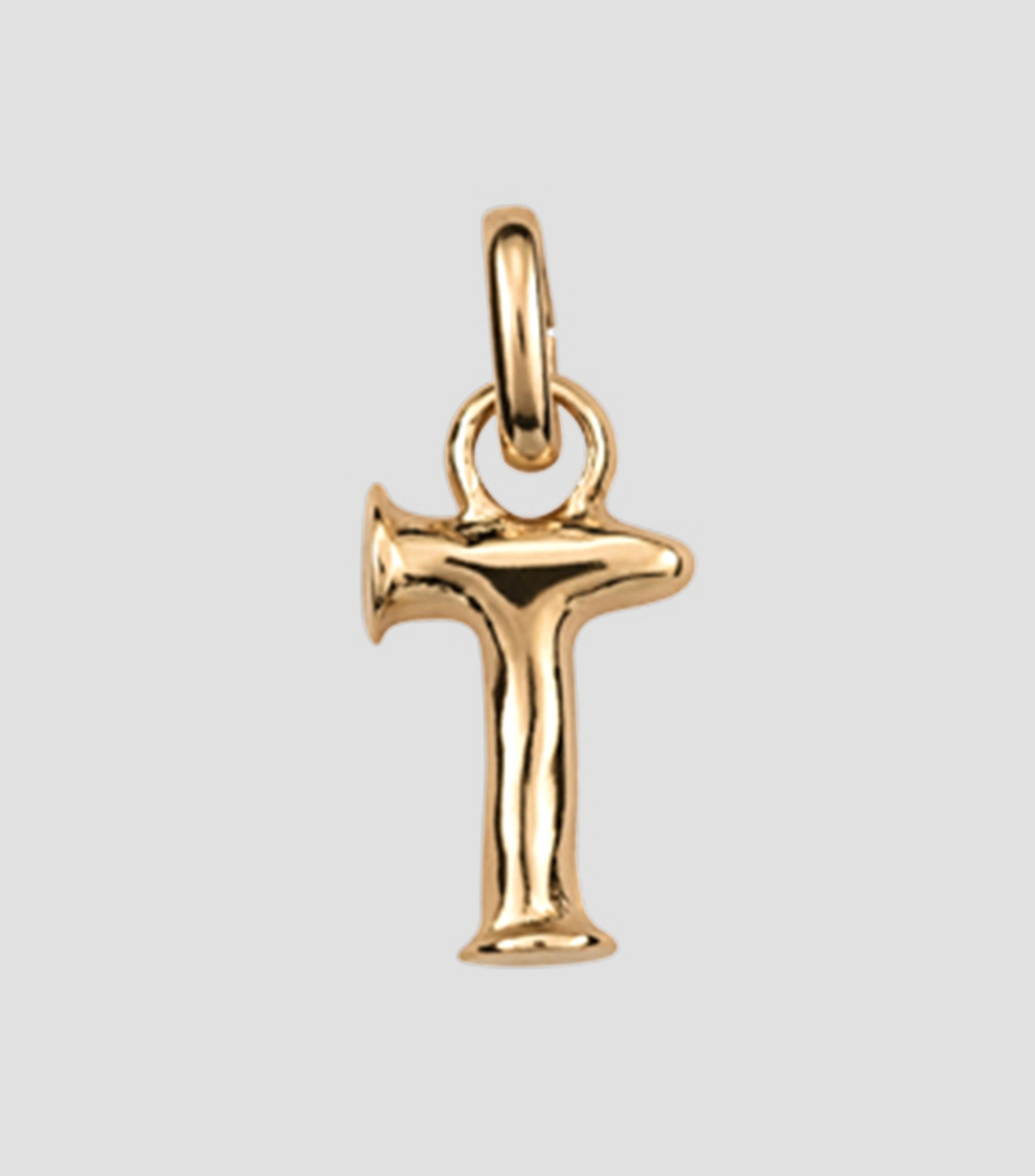 Charm letra T con argolla Mujer
