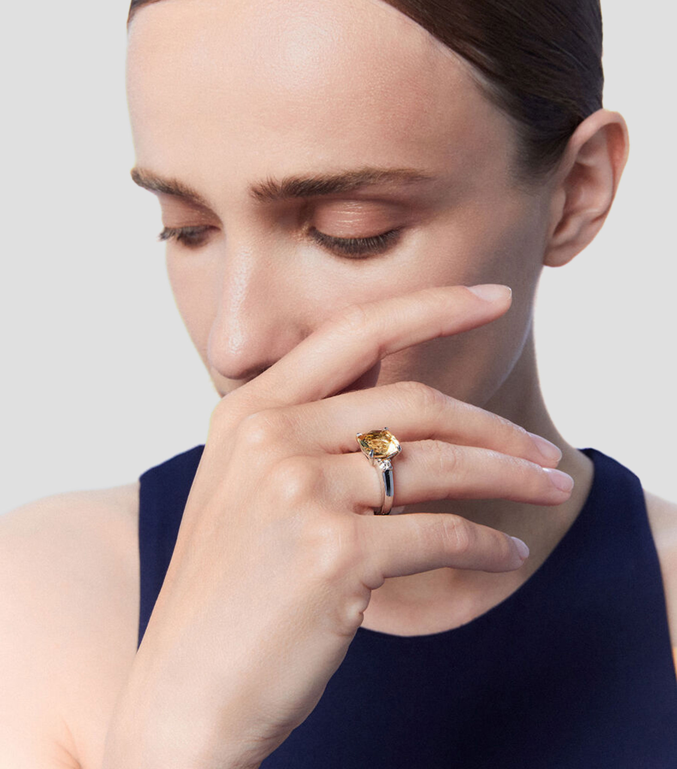Anillo Plata .925 con Piedra Citrino Amarillo y Diamantes Mujer