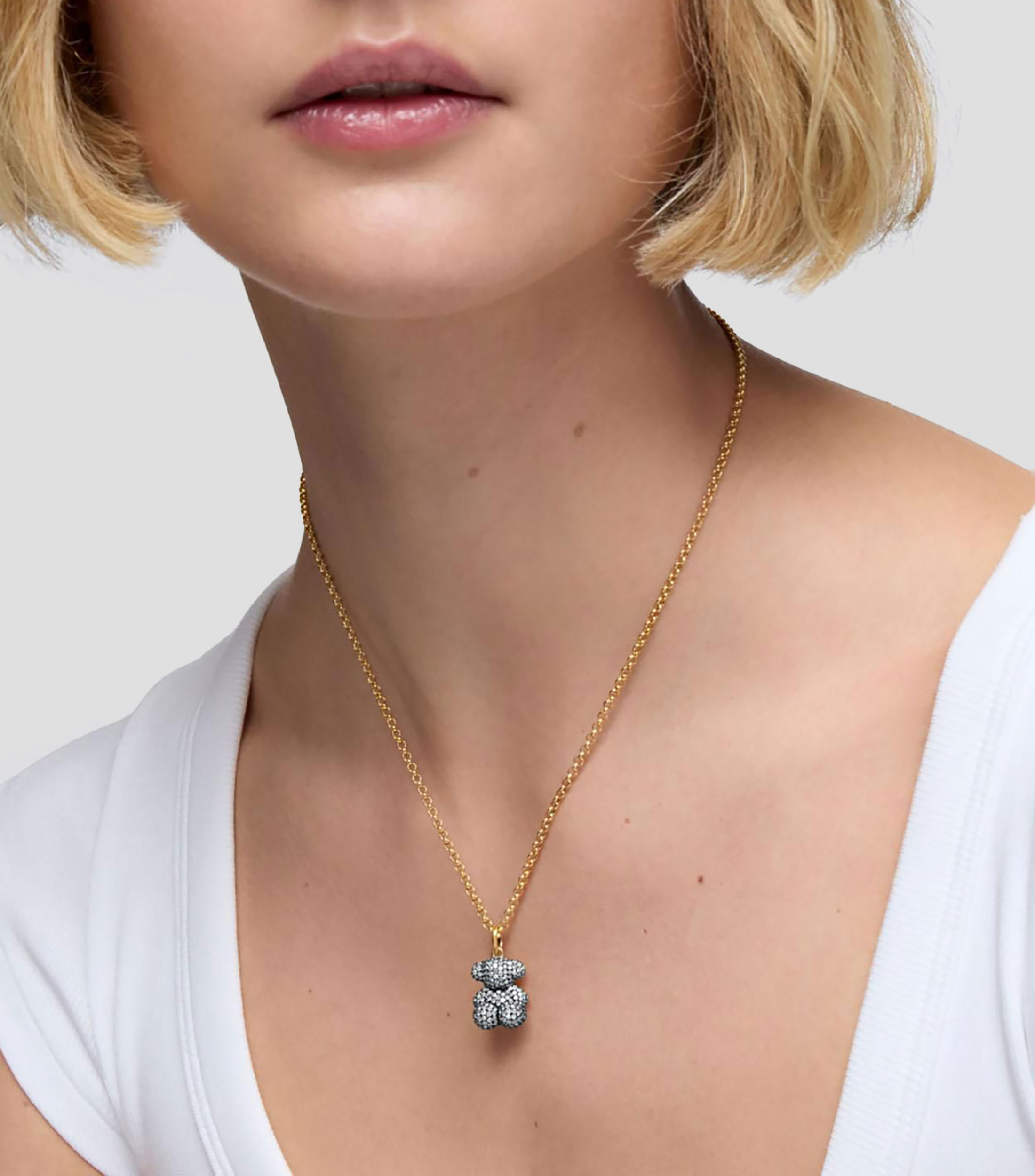 Dije en Plata Oso Mujer